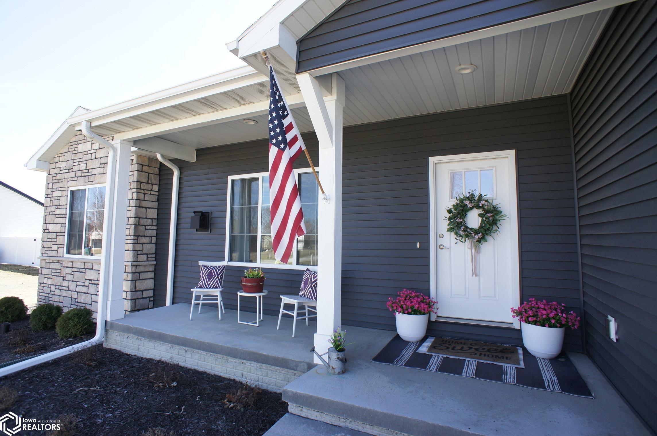 608 Oakwood Drive, Webster City, Iowa image 30