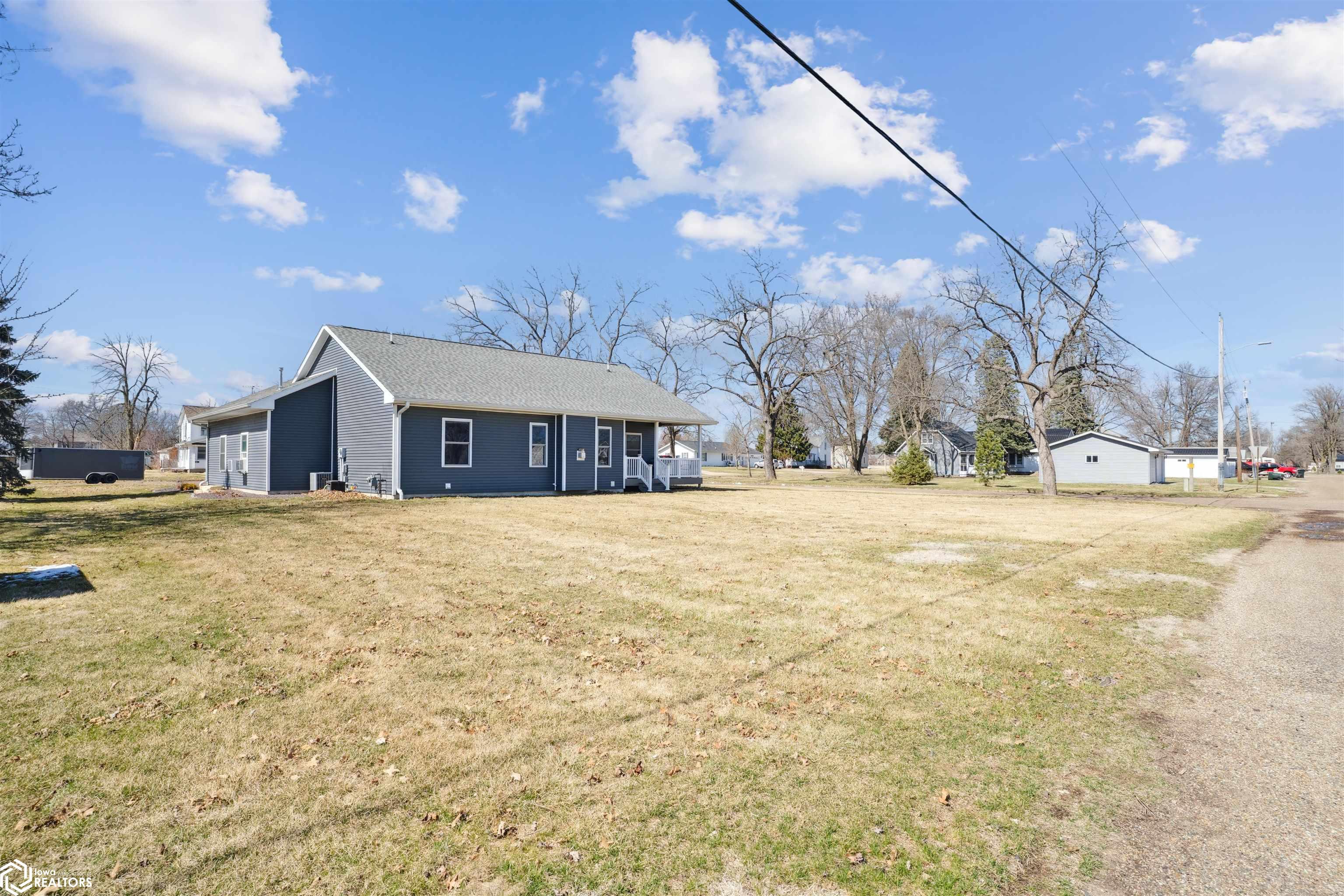 401 Center Street, Middletown, Iowa image 35