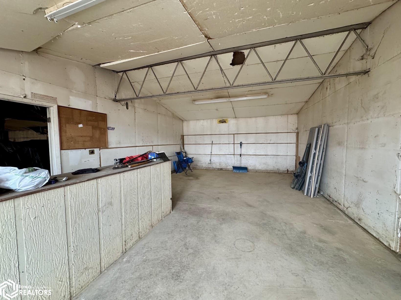 12439 Dmc Hwy 99, Burlington, Iowa image 6