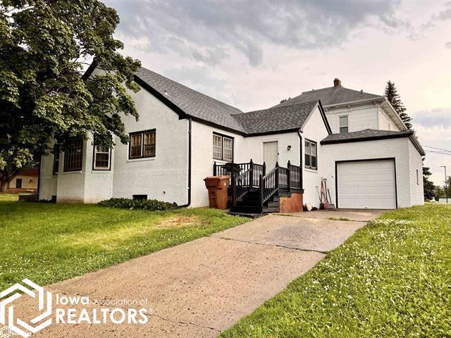 202 S Clark, Carroll, Iowa image 3