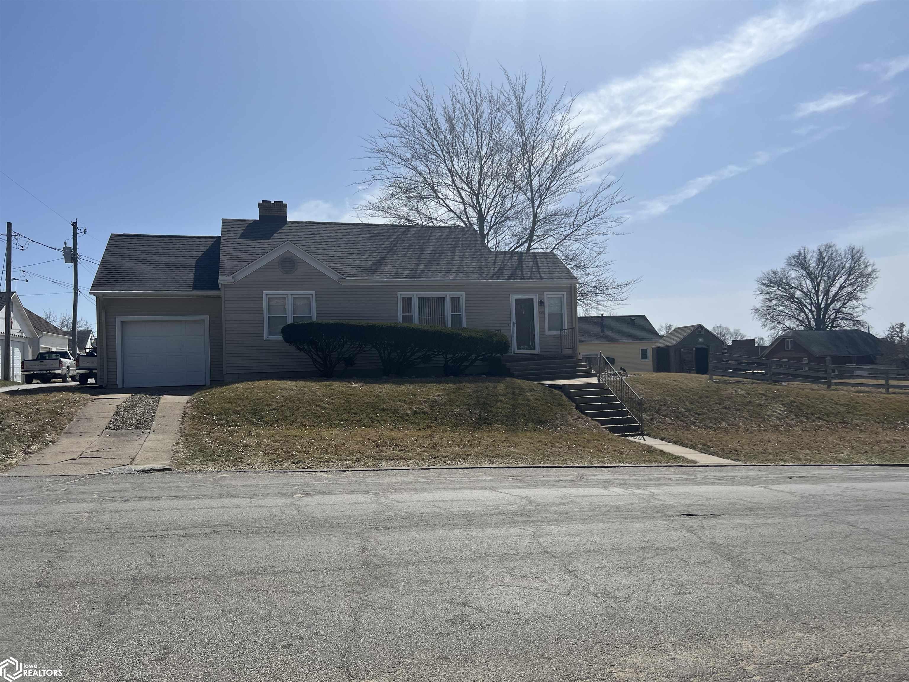 515 No 17th Street, Keokuk, Iowa image 3