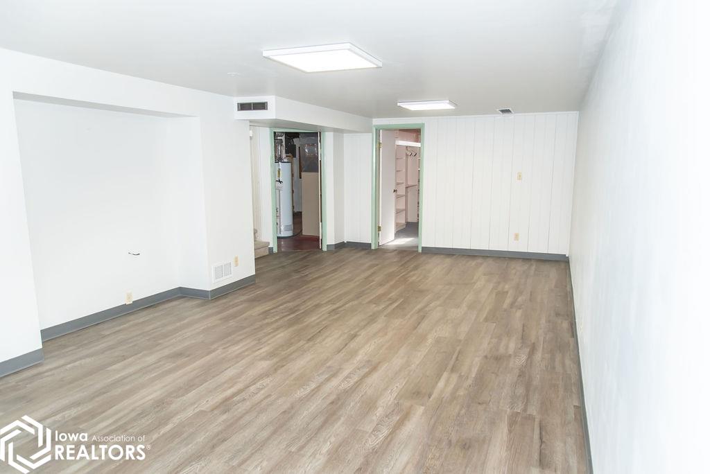 2744 N Court Street, Ottumwa, Iowa image 26