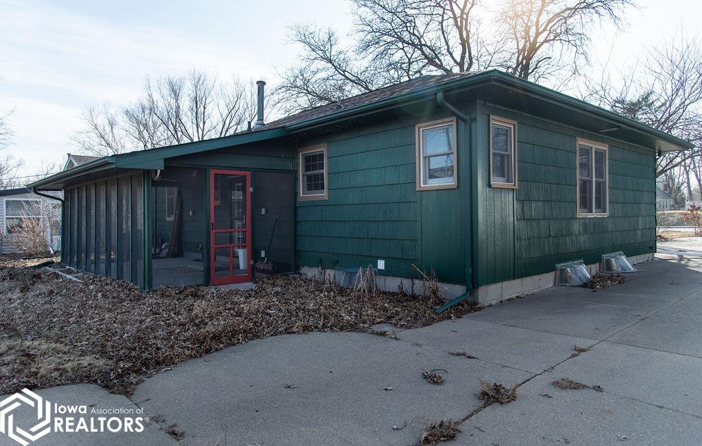 2744 N Court Street, Ottumwa, Iowa image 41