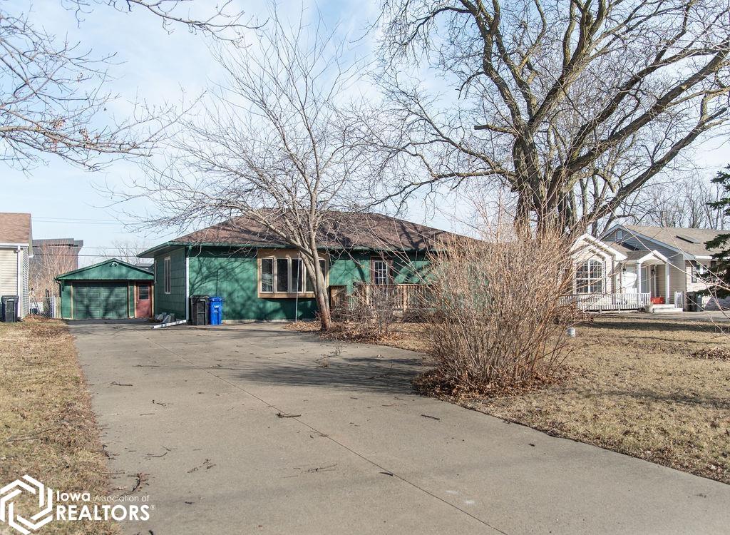 2744 N Court Street, Ottumwa, Iowa image 42