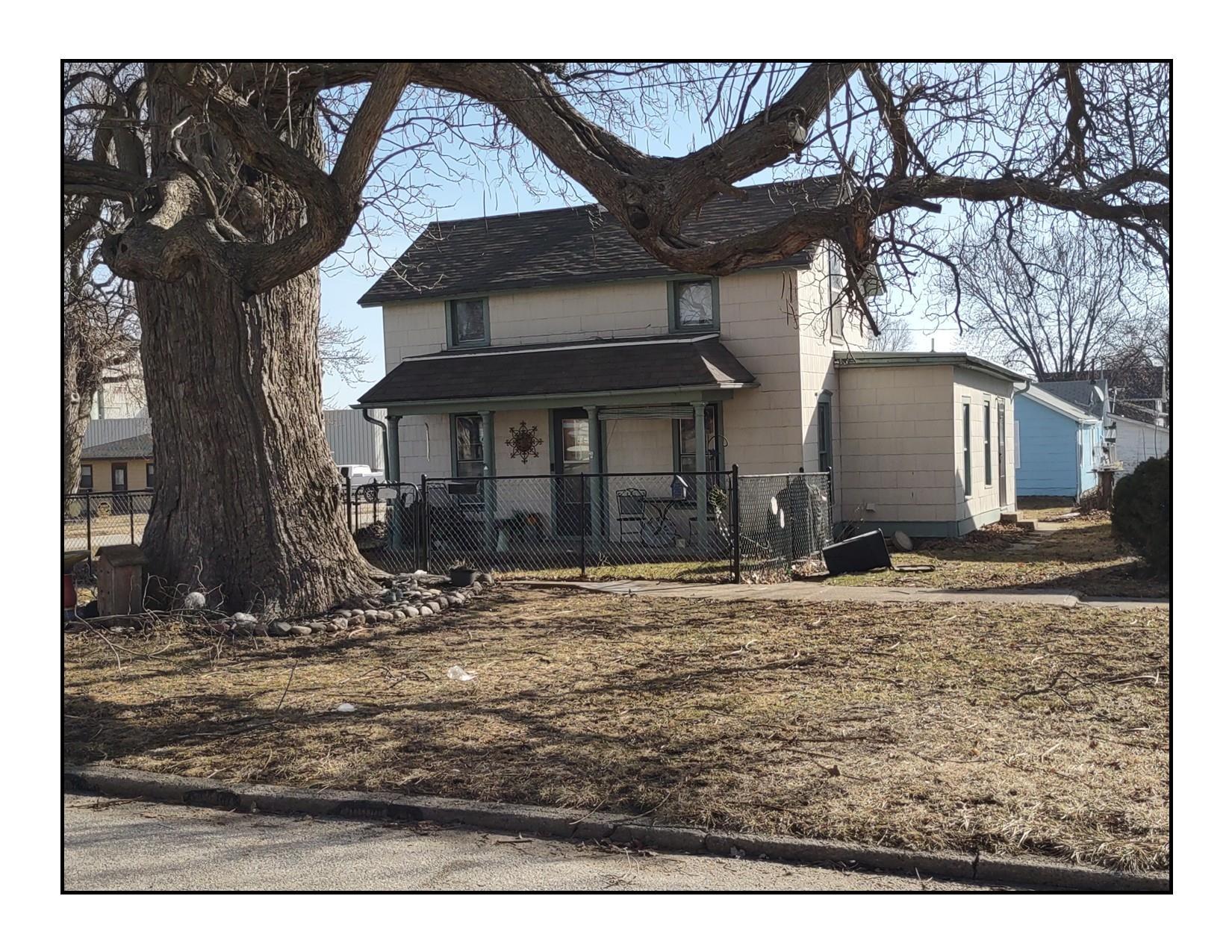 300 Linn Street, Atlantic, Iowa image 1