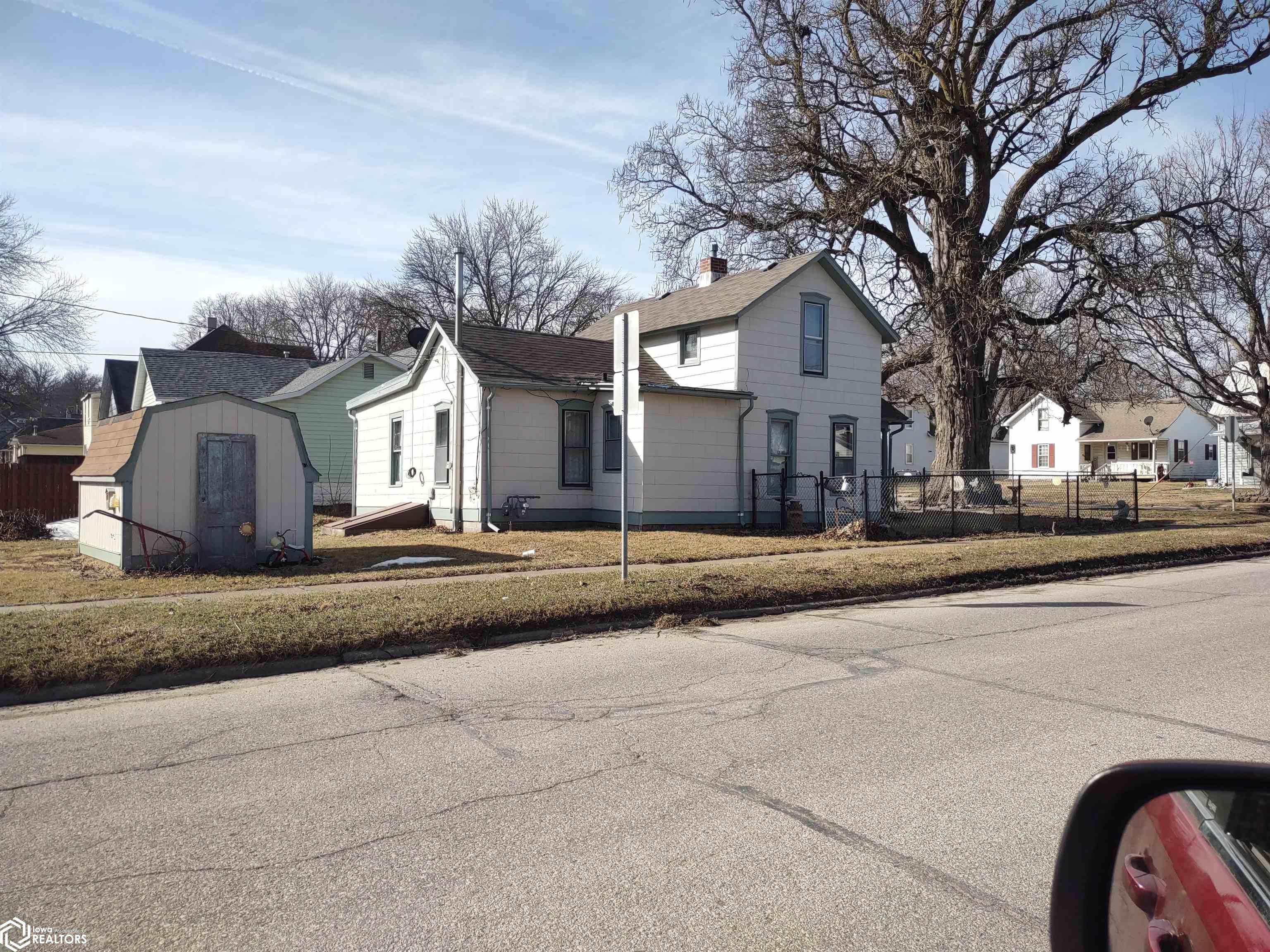 300 Linn Street, Atlantic, Iowa image 3