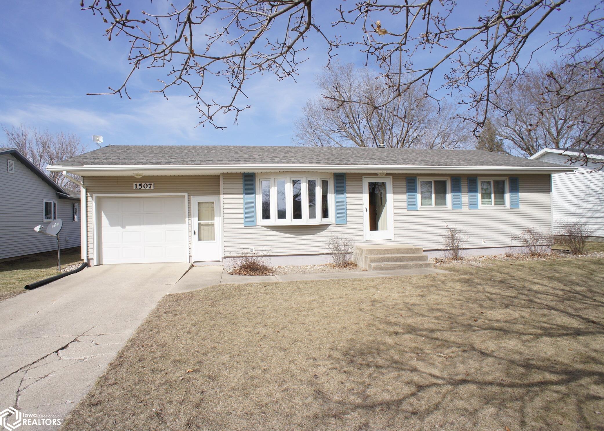 1507 Grand Street, Webster City, Iowa image 1