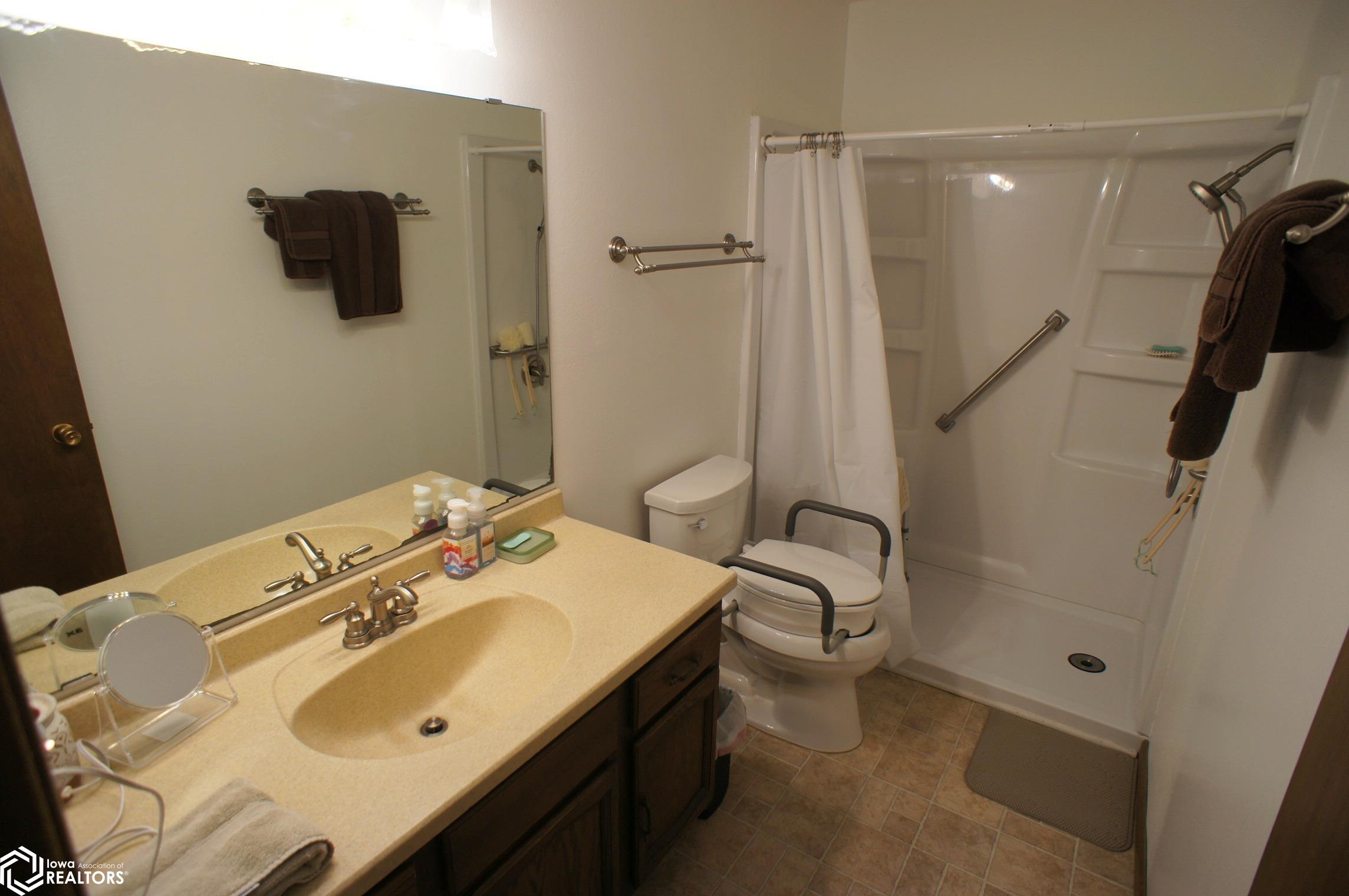 1507 Grand Street, Webster City, Iowa image 15