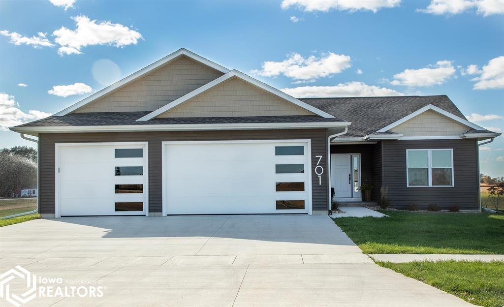 701 Mulberry Street, Janesville, Iowa image 1