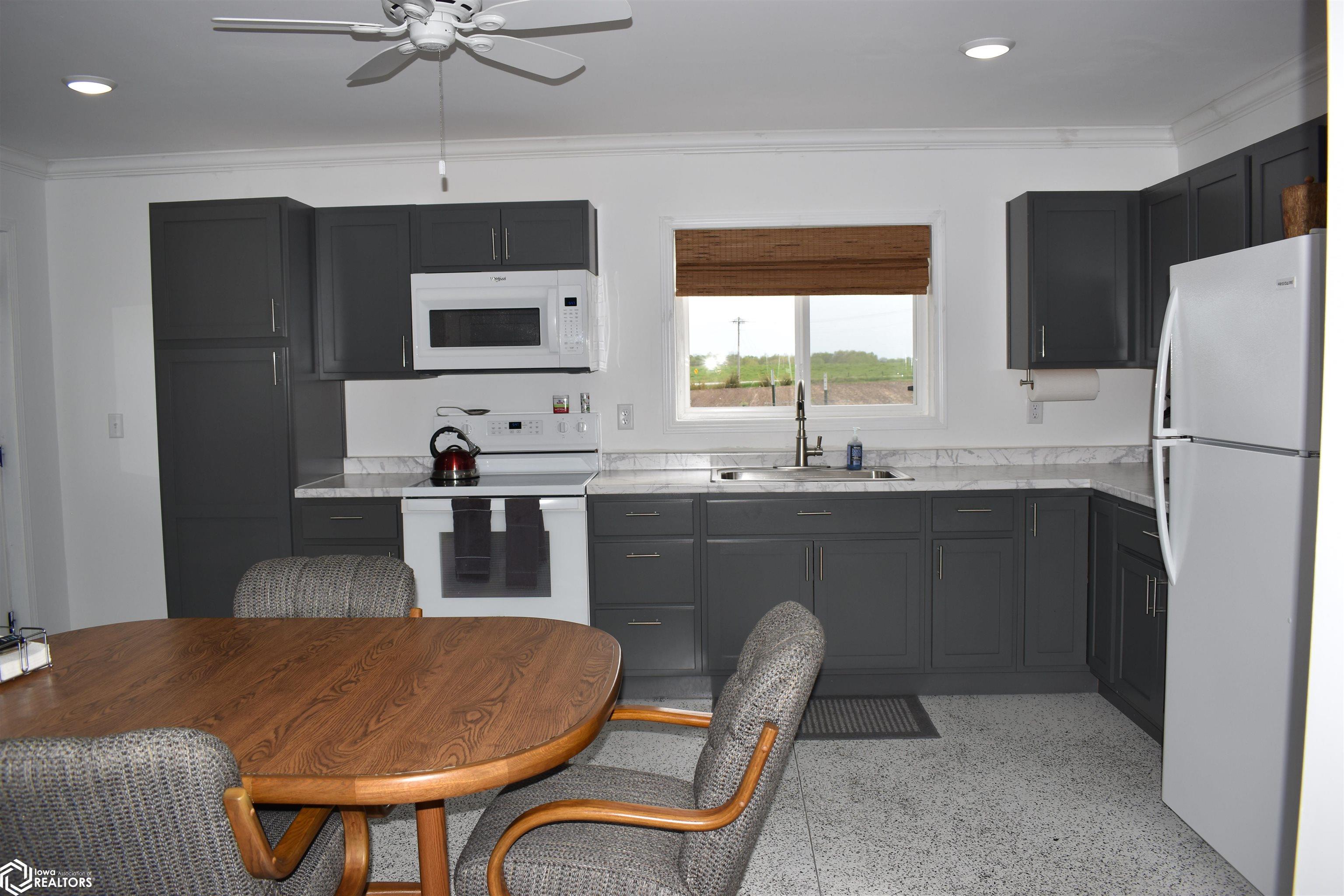 14958 283rd Avenue, Moravia, Iowa image 5