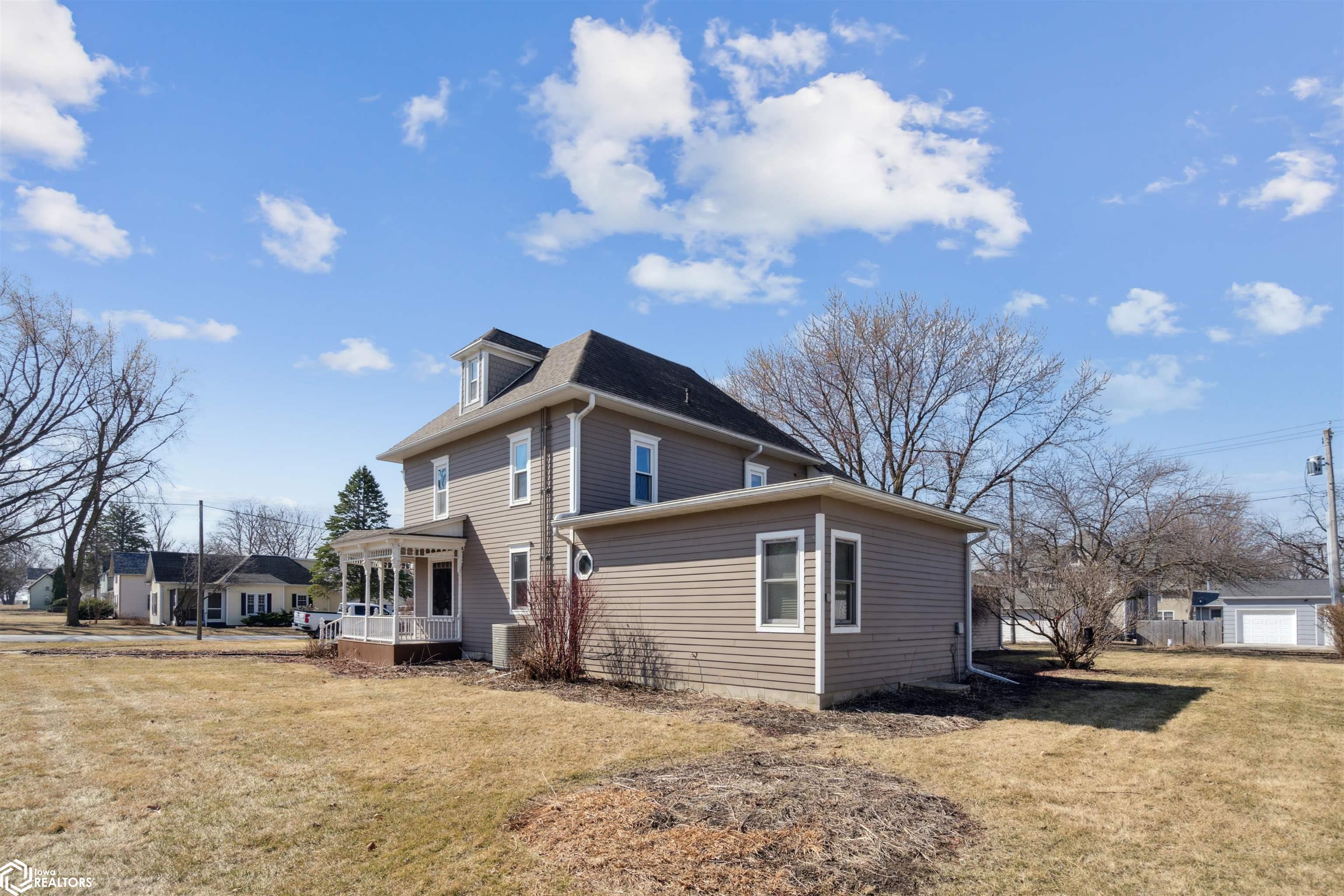 513 E Poplar Street, Roland, Iowa image 33