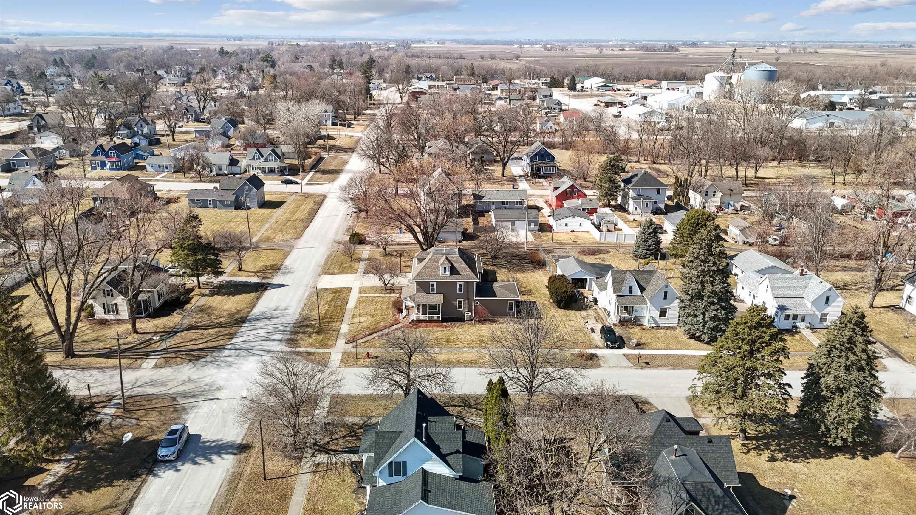 513 E Poplar Street, Roland, Iowa image 45