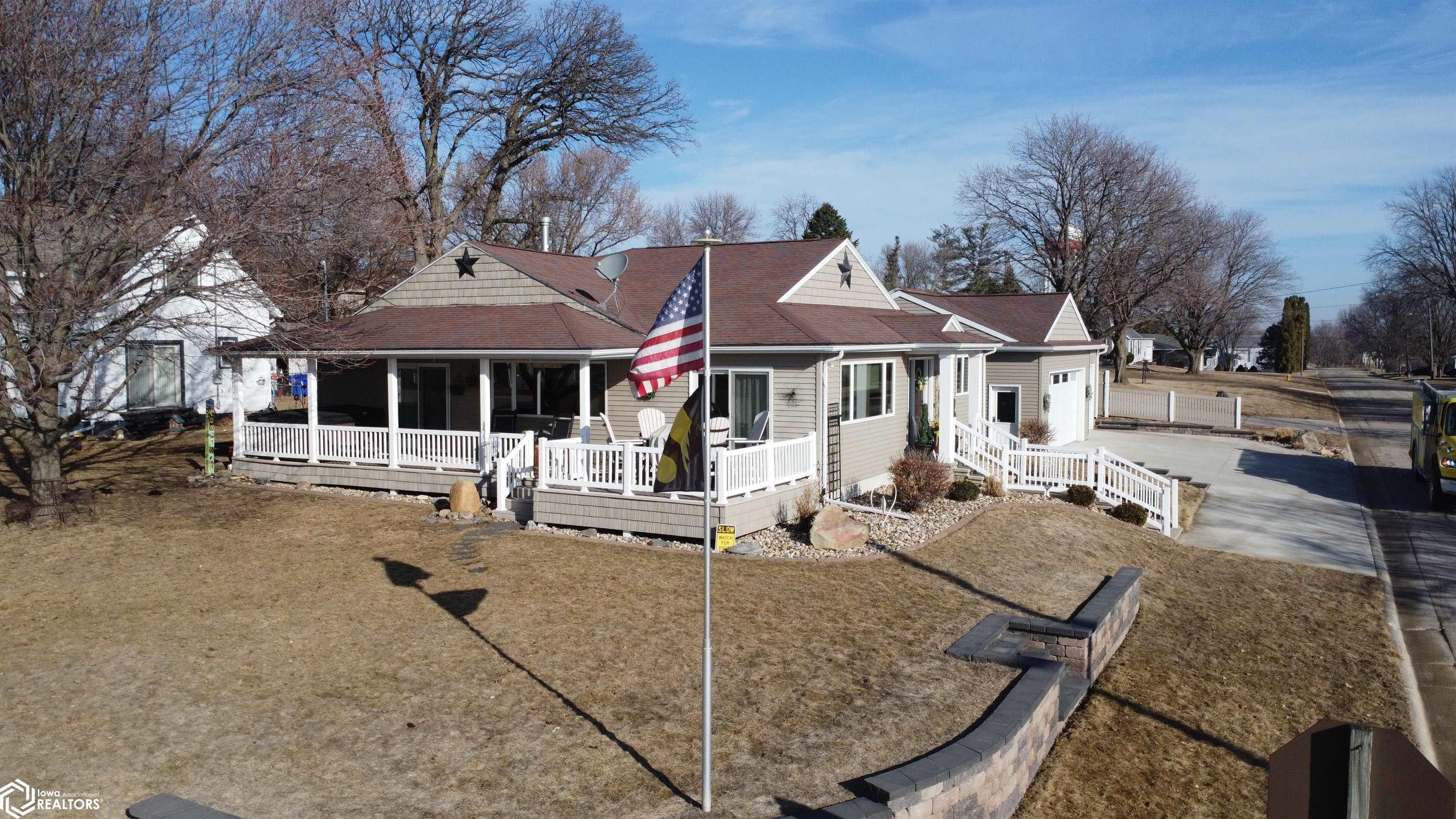 2 Hillcrest Street, Ventura, Iowa image 3