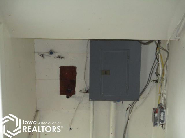 305 W Jefferson Street, Bloomfield, Iowa image 39