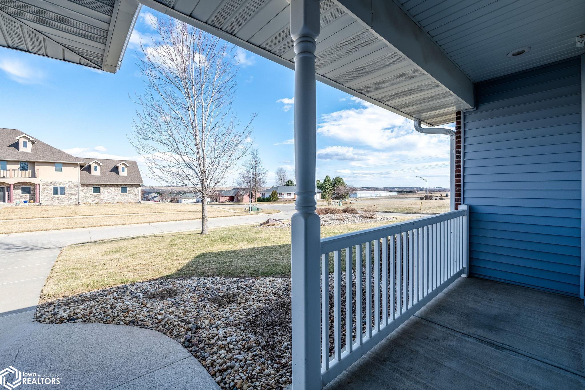 3001 Country Club View, Harlan, Iowa image 5