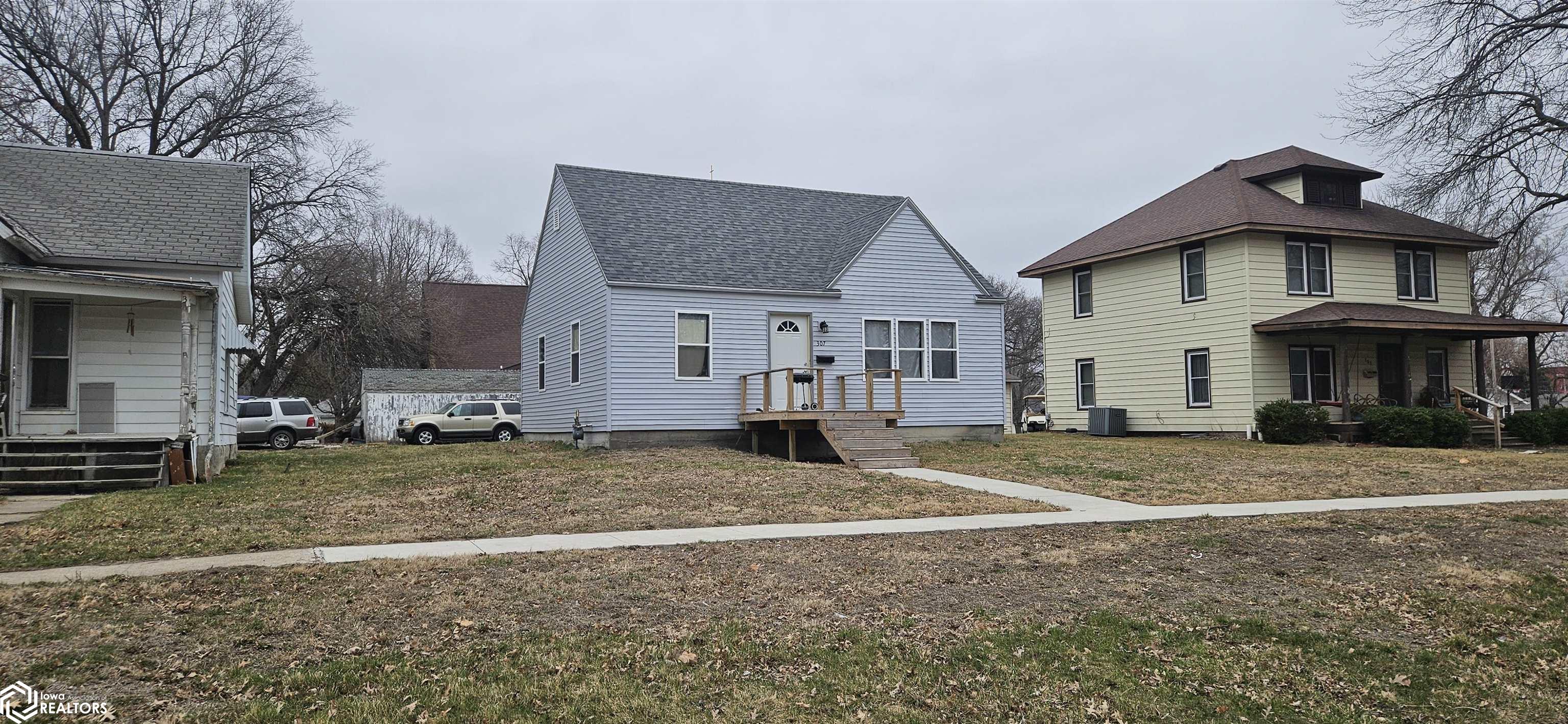 307 N Linden Street, Lamoni, Iowa image 1
