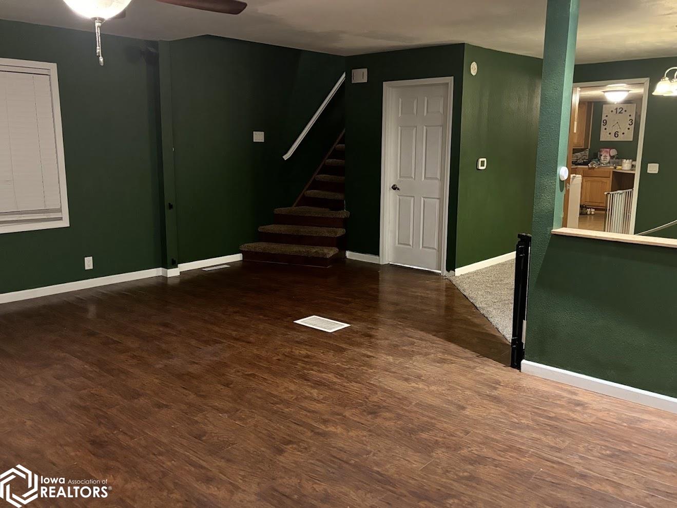 802 K Avenue, Grundy Center, Iowa image 3