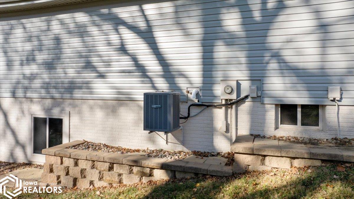 22690 Forrester Lane, Glenwood, Iowa image 17