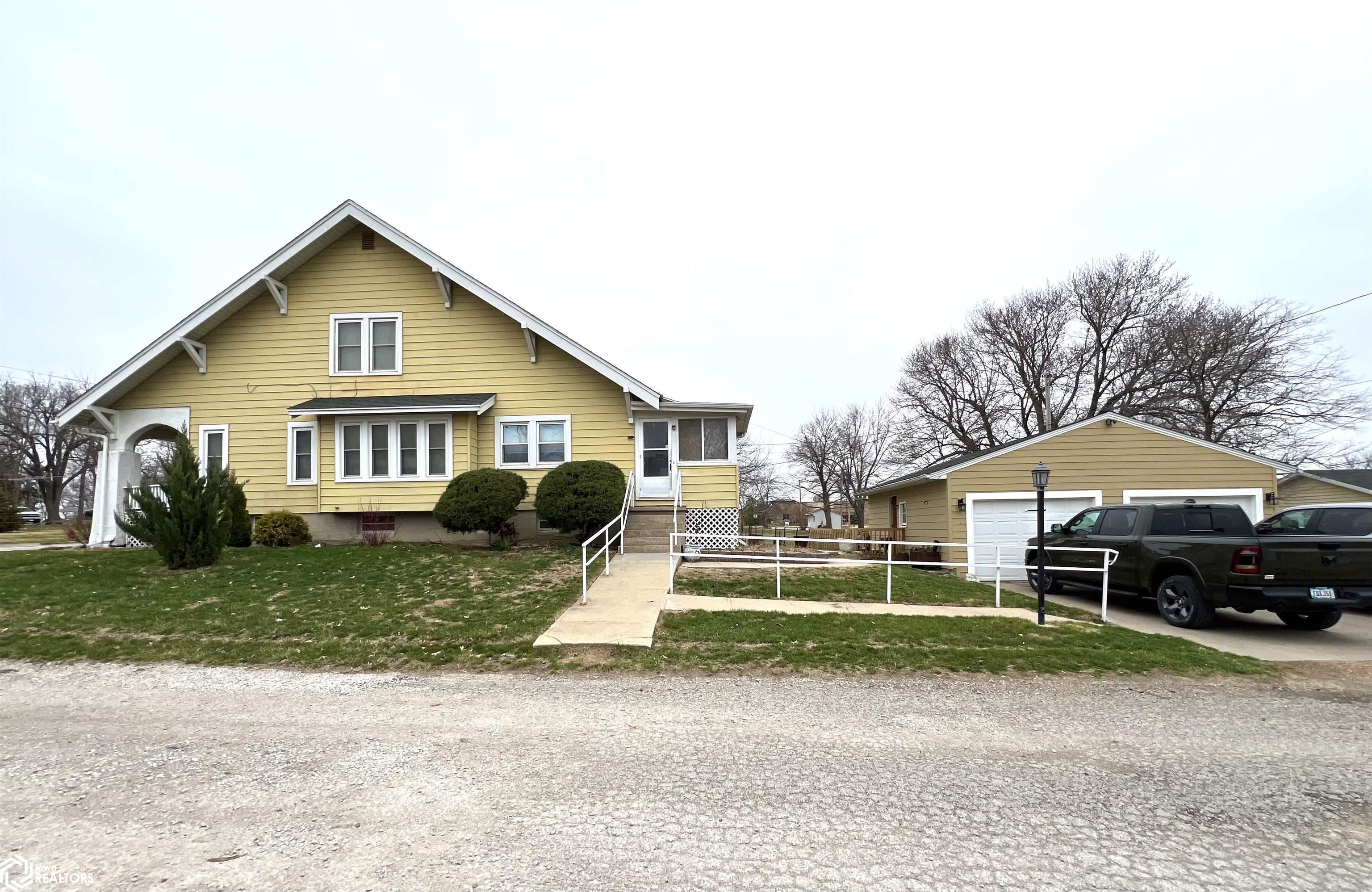 1303 NW Church Street, Leon, Iowa image 2