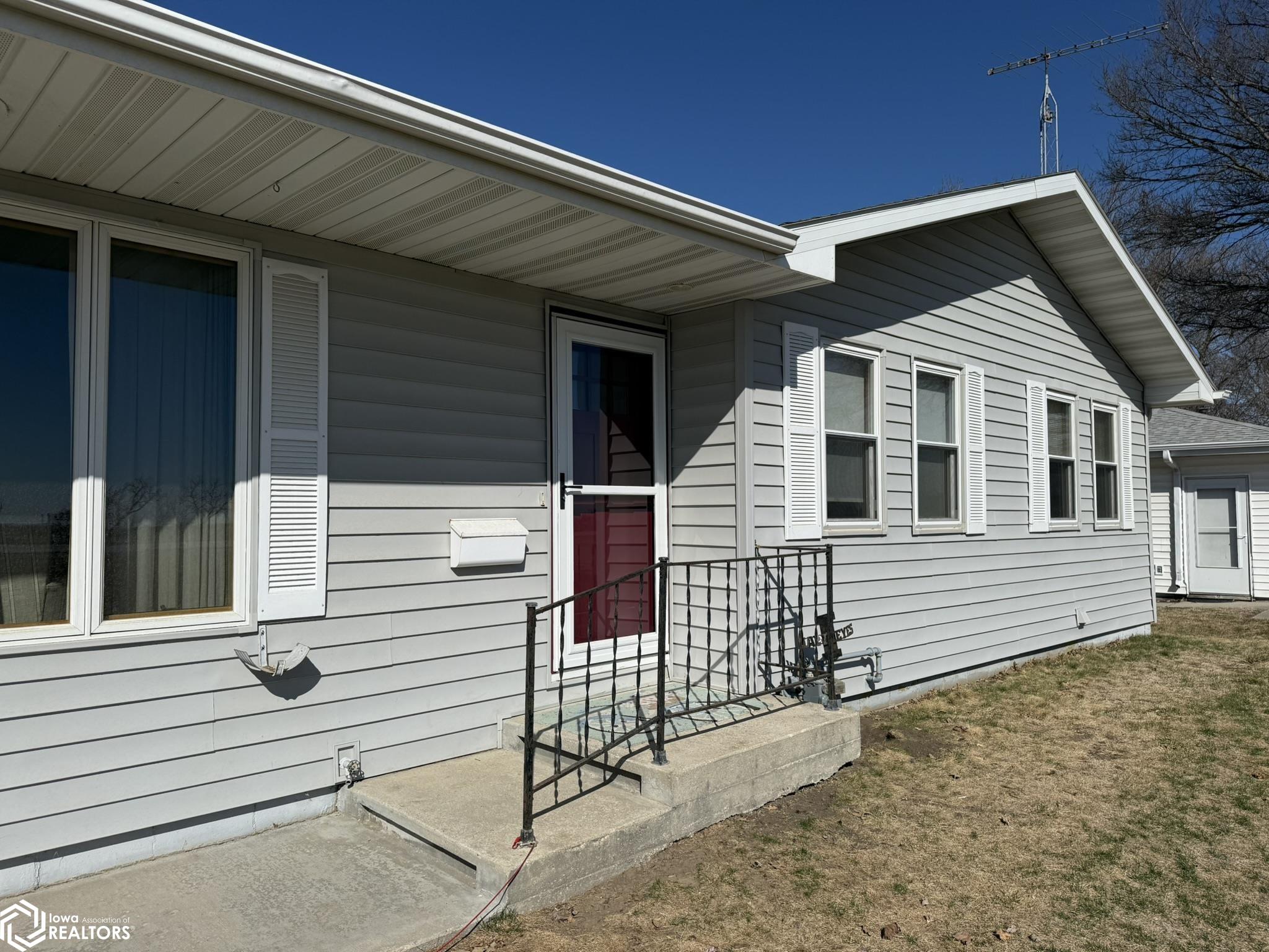 2017 Quincy Street, Corning, Iowa image 3