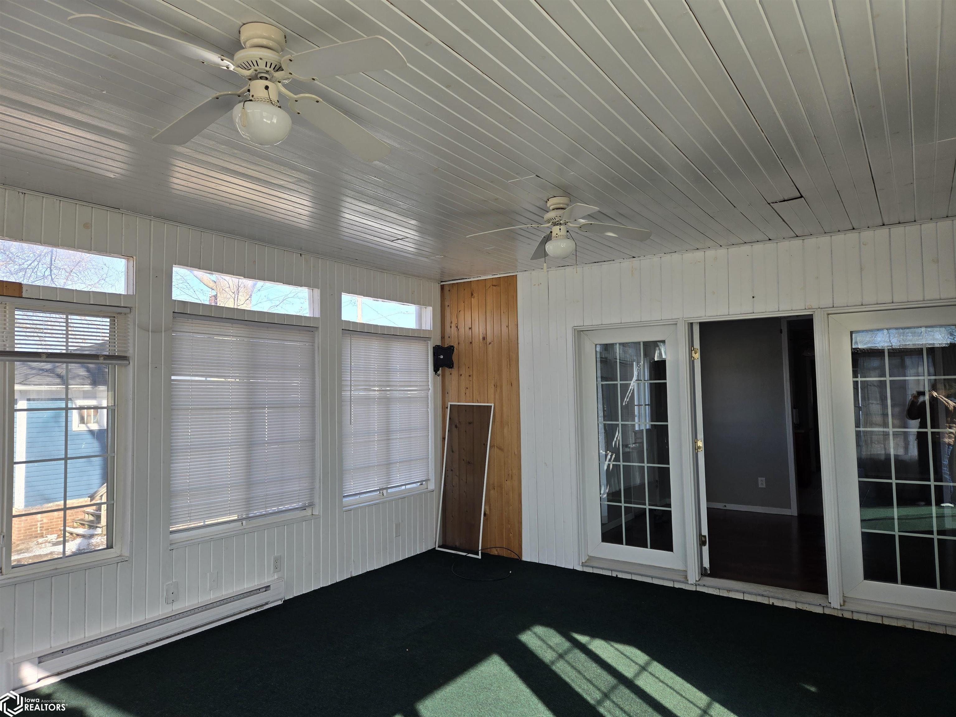406 W Maple Street, Centerville, Iowa image 18