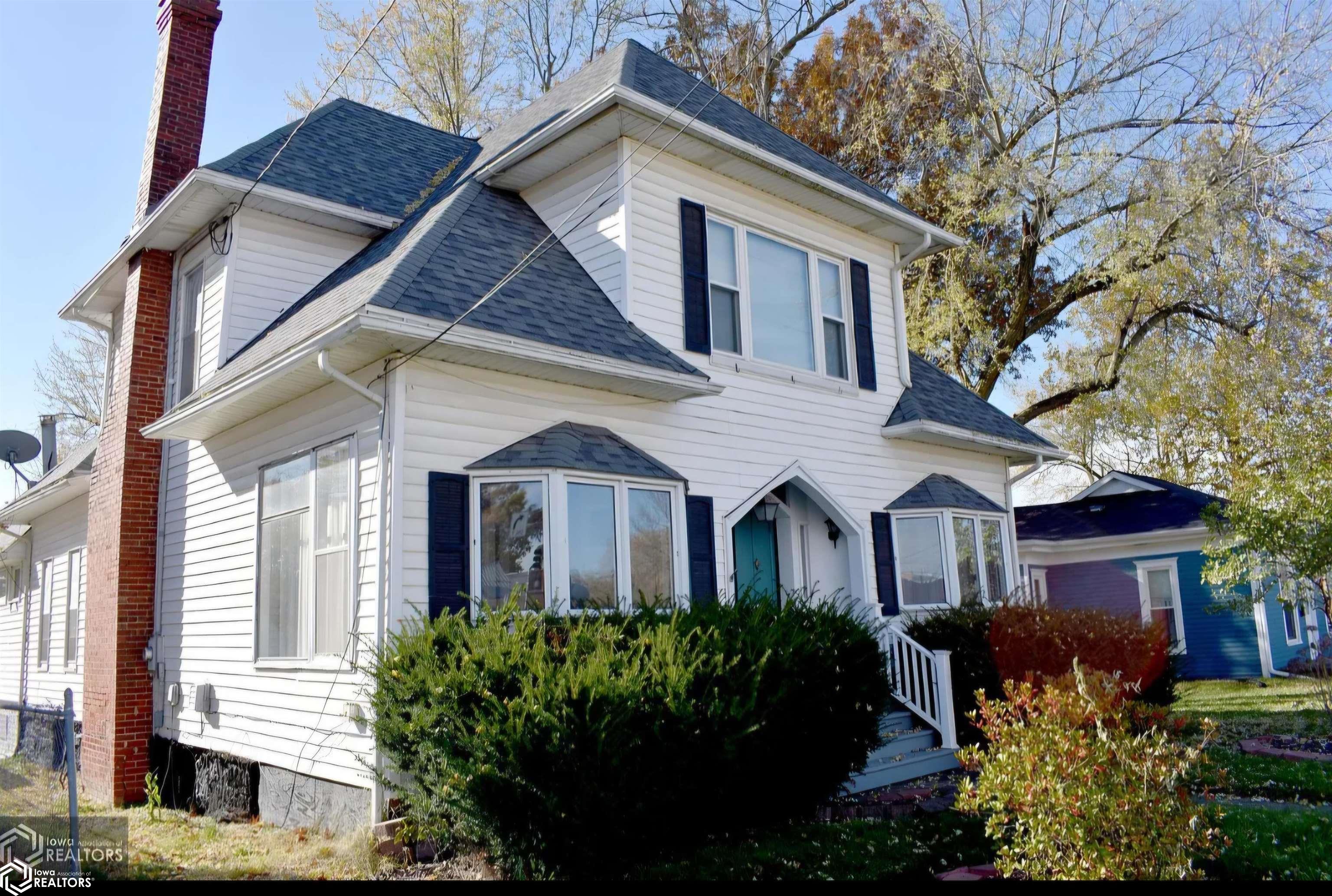 406 W Maple Street, Centerville, Iowa image 3