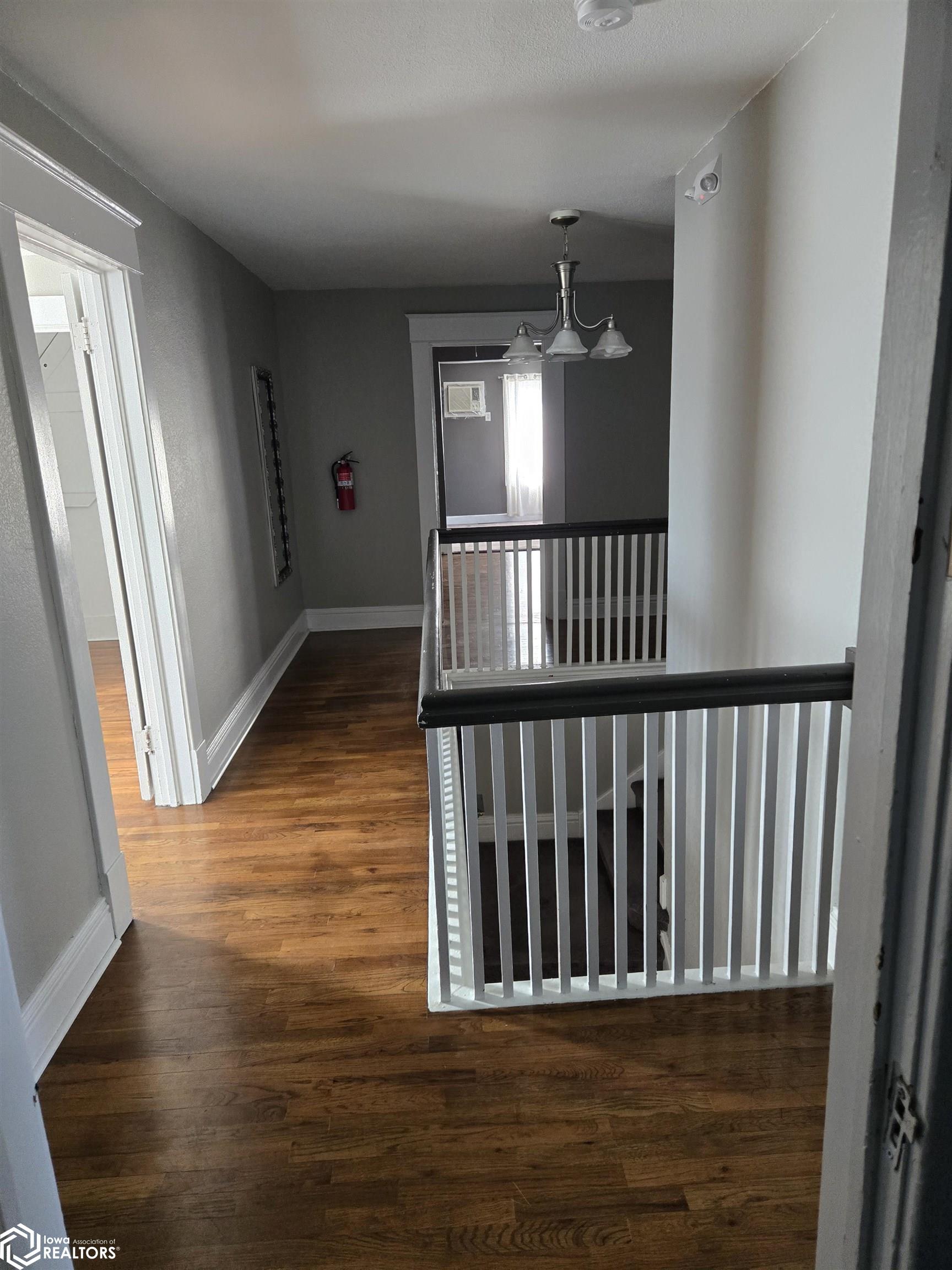 406 W Maple Street, Centerville, Iowa image 23