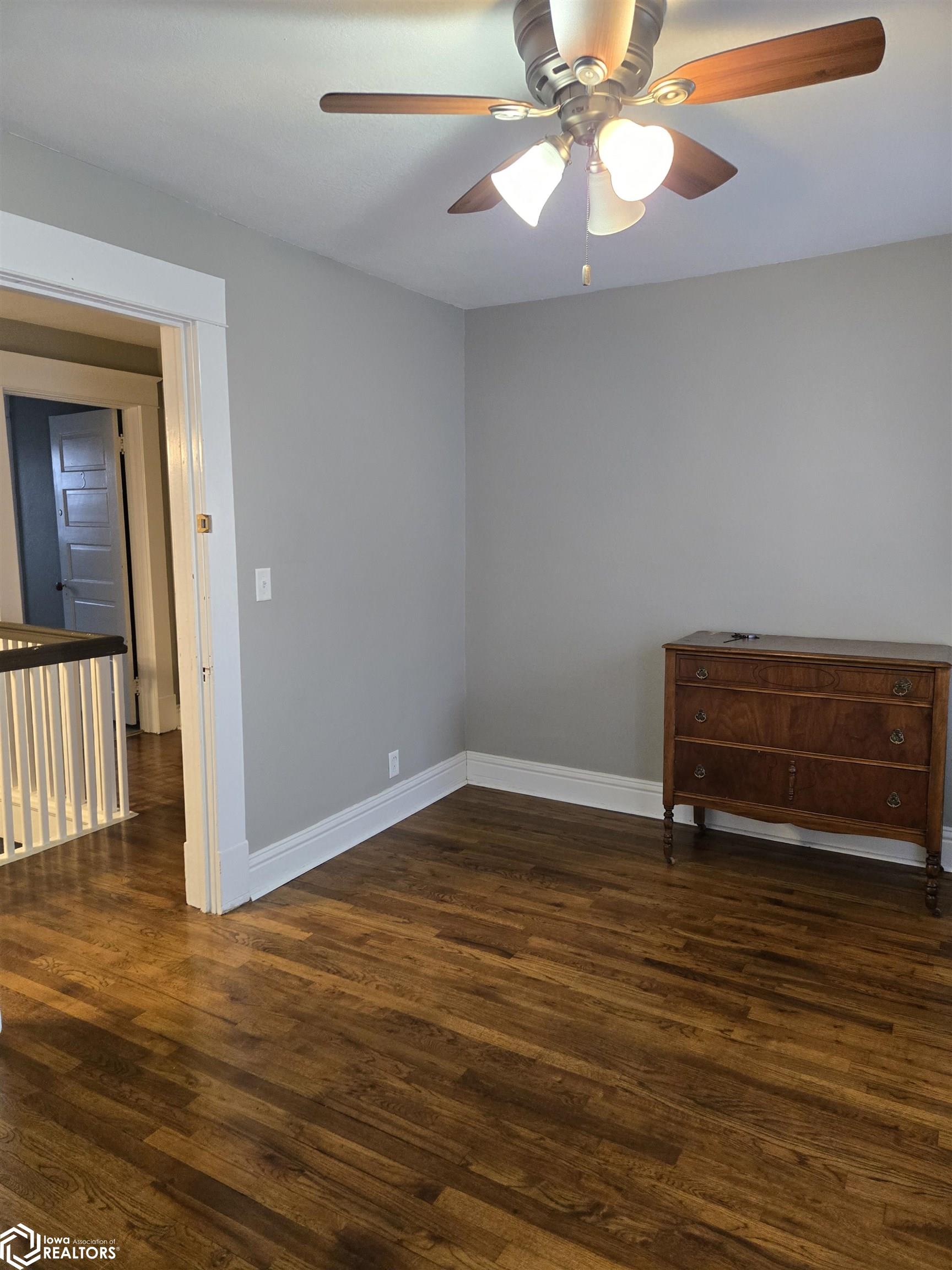 406 W Maple Street, Centerville, Iowa image 45