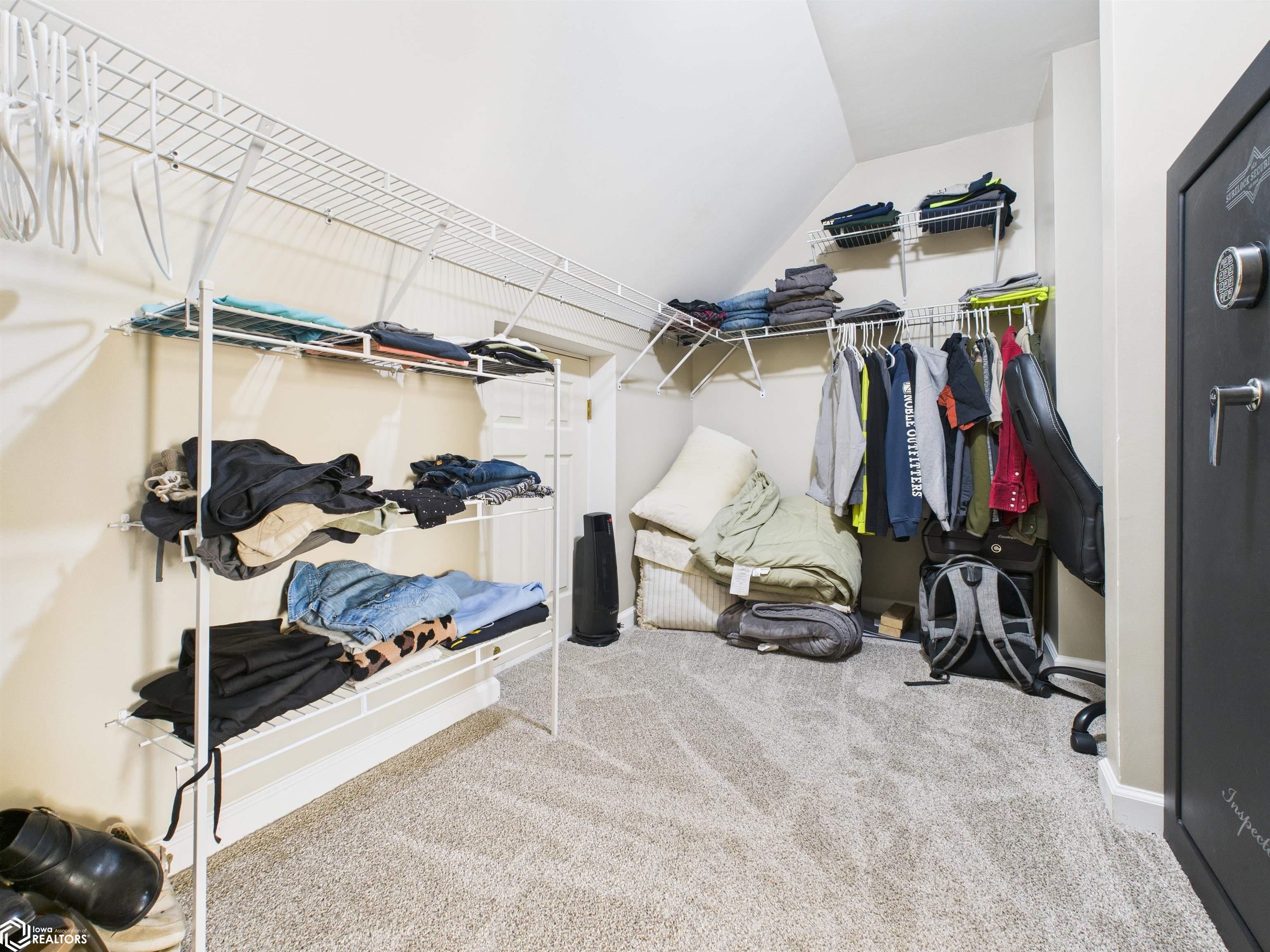 Upper level - in owner\'s suite