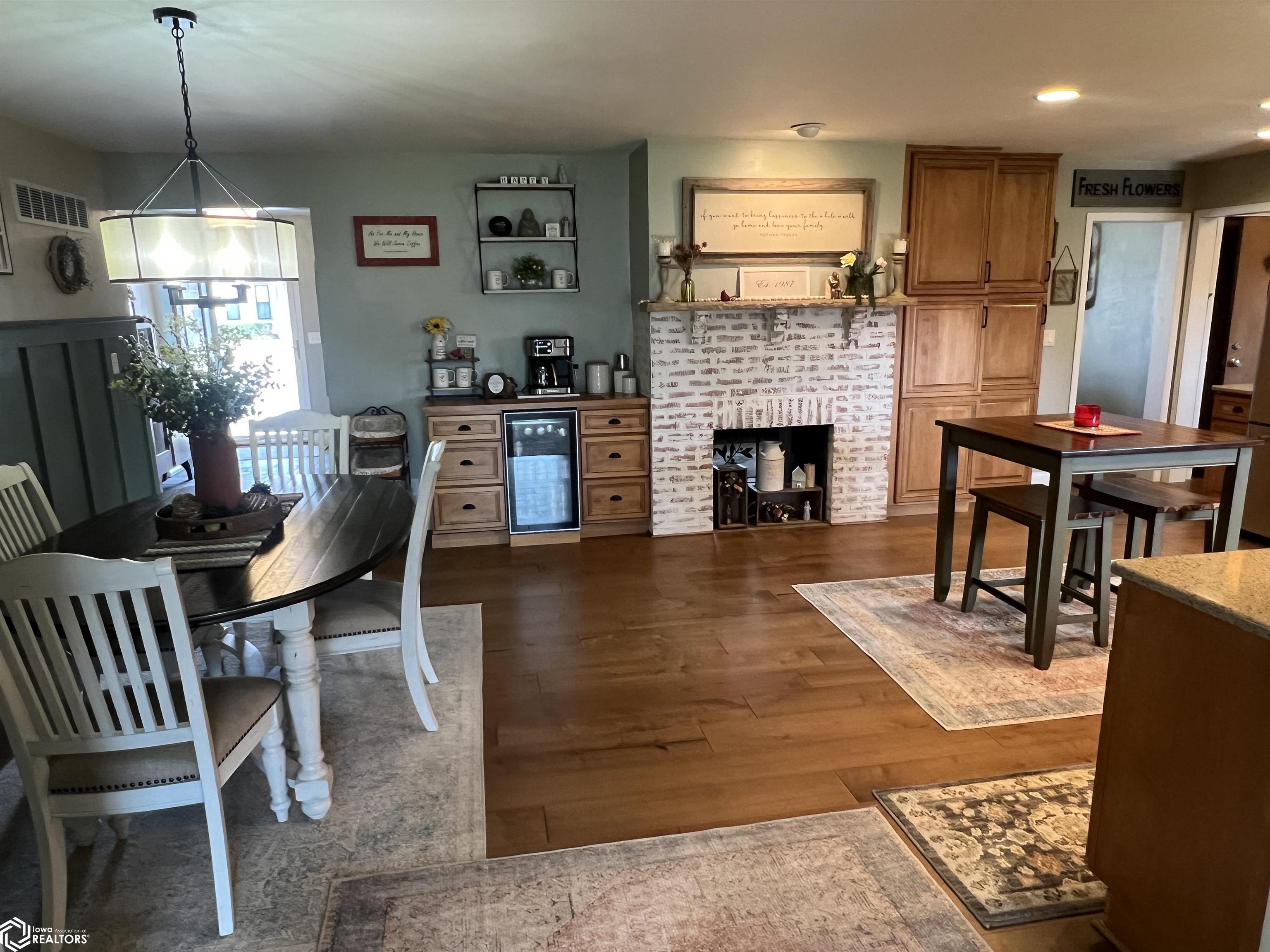 610 E Washington Street, Mount Pleasant, Iowa image 16