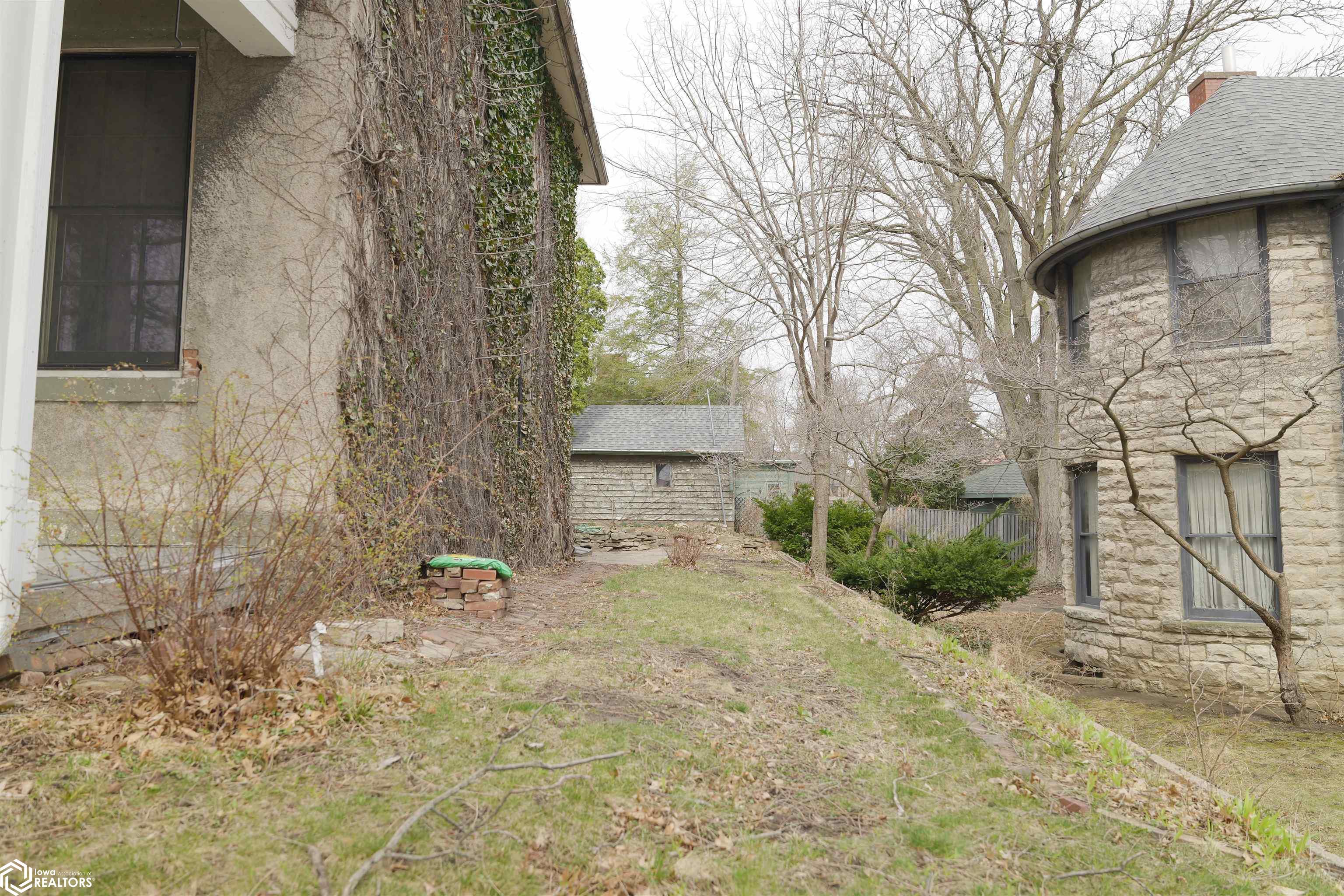 520 Columbia Street, Burlington, Iowa image 19