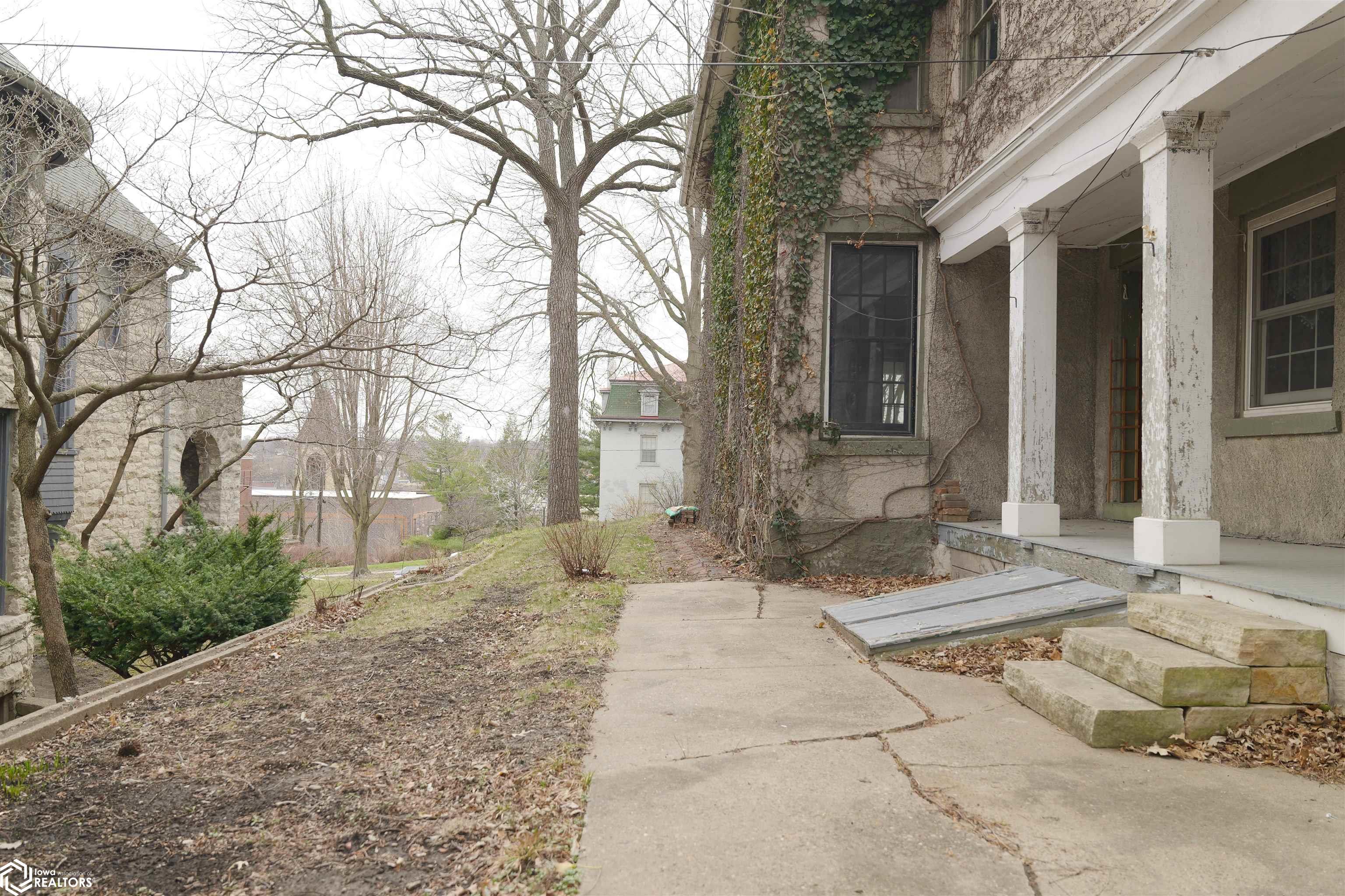 520 Columbia Street, Burlington, Iowa image 21