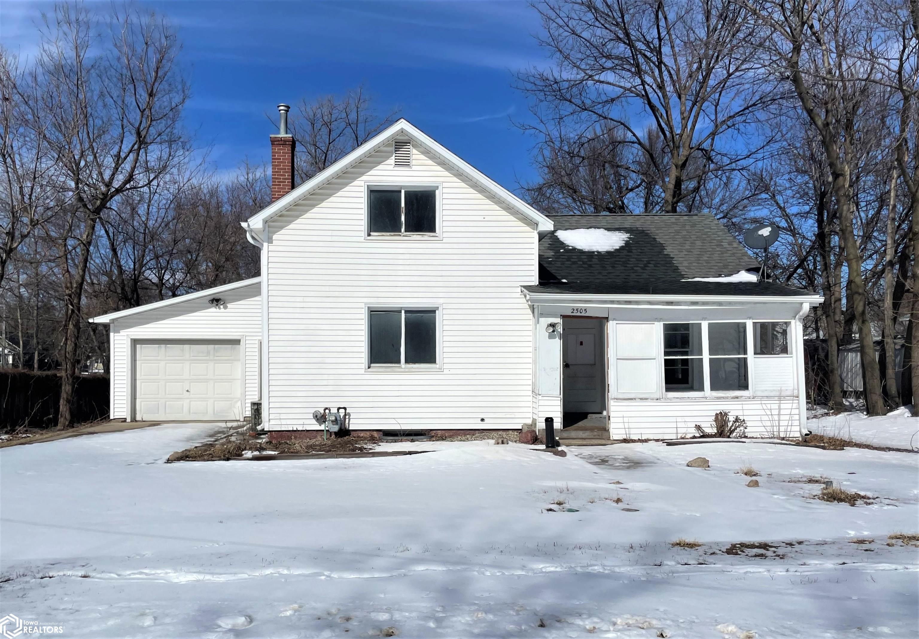 2505 7th Street, Emmetsburg, Iowa image 1