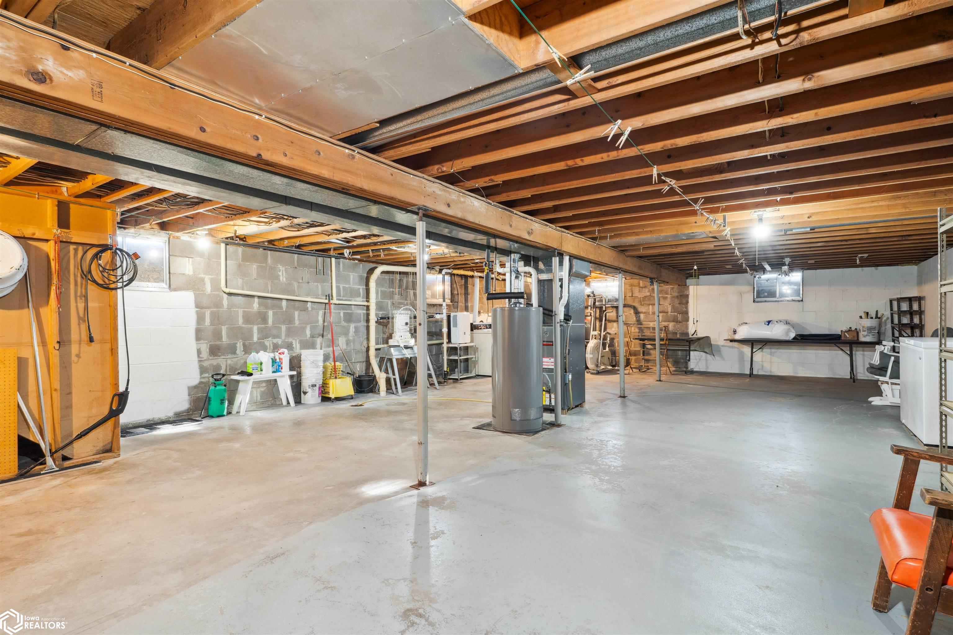 206 E Jackson St, Grandview, Iowa image 21
