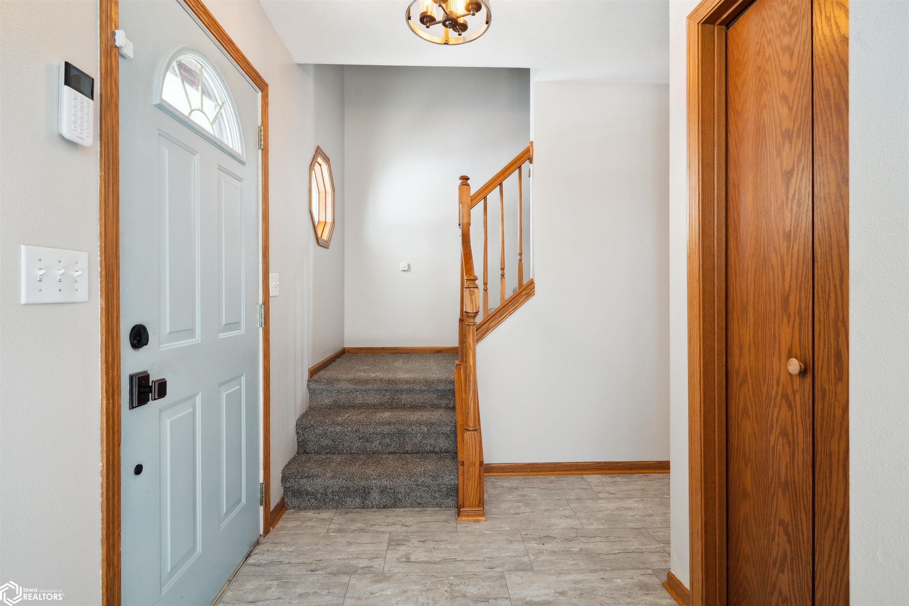 1802 Koestner St., Burlington, Iowa image 2