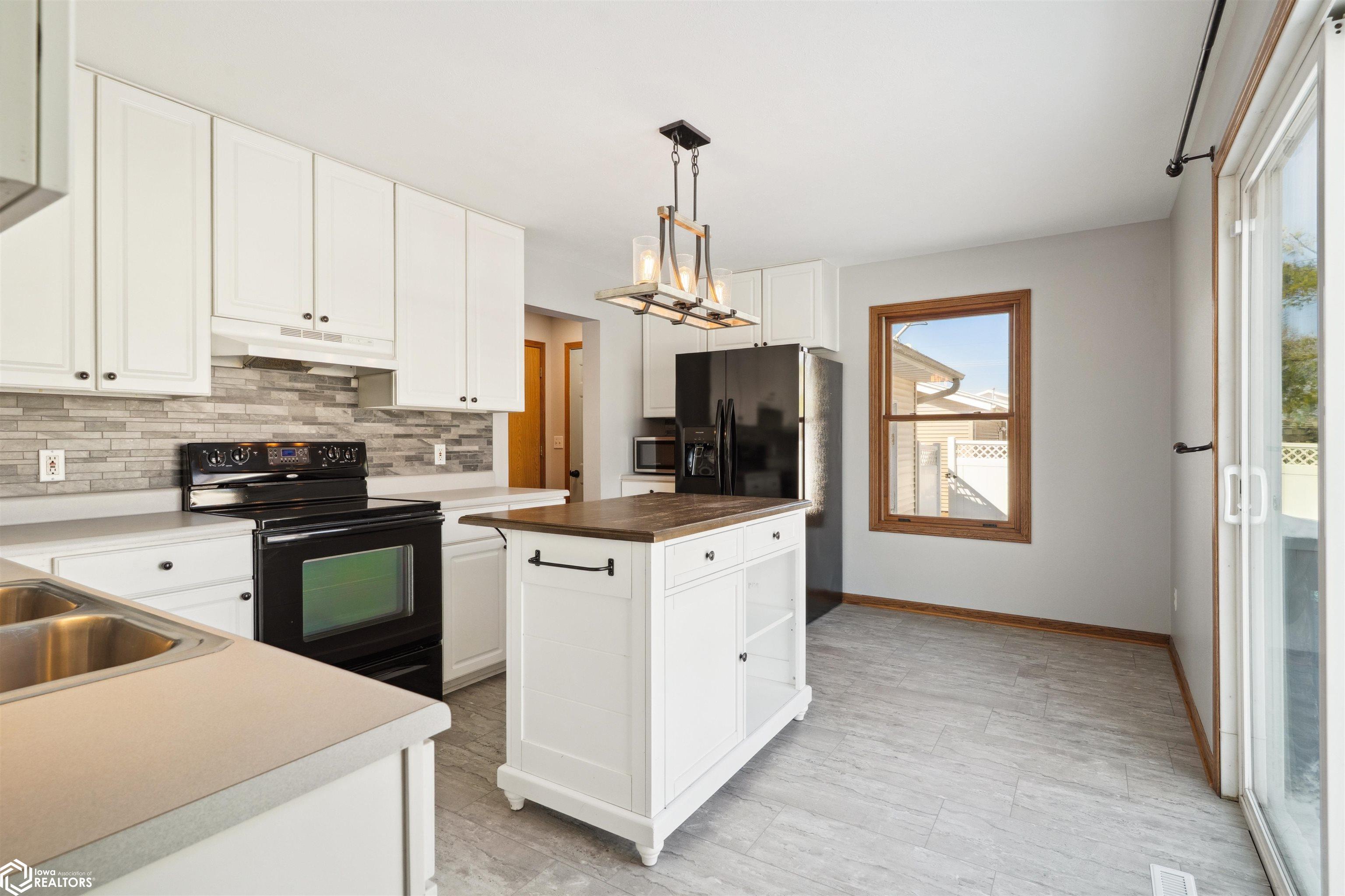 1802 Koestner St., Burlington, Iowa image 8