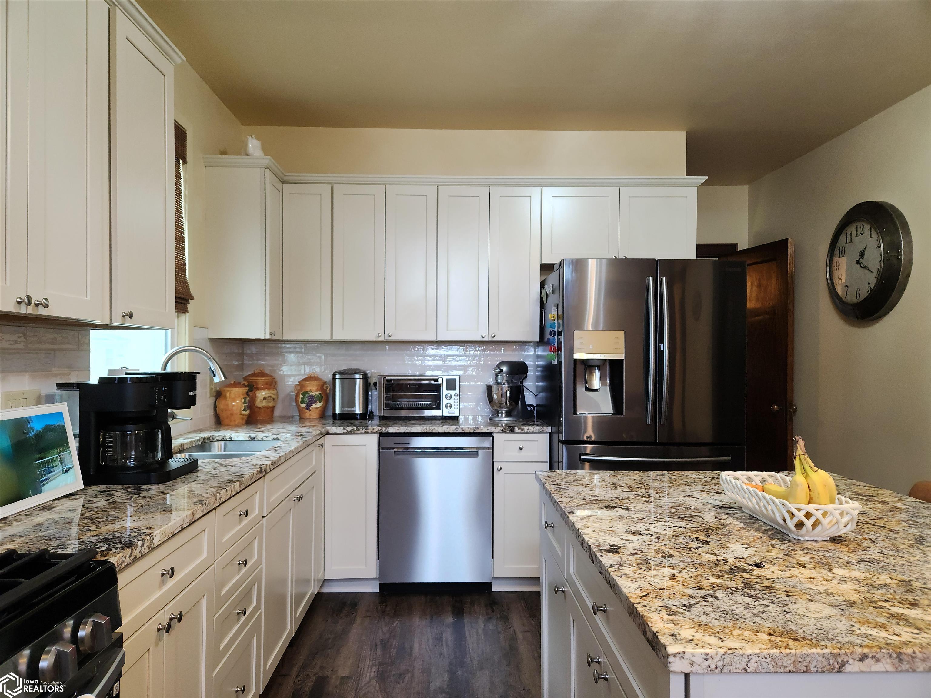 1003 East Street, Grinnell, Iowa image 15