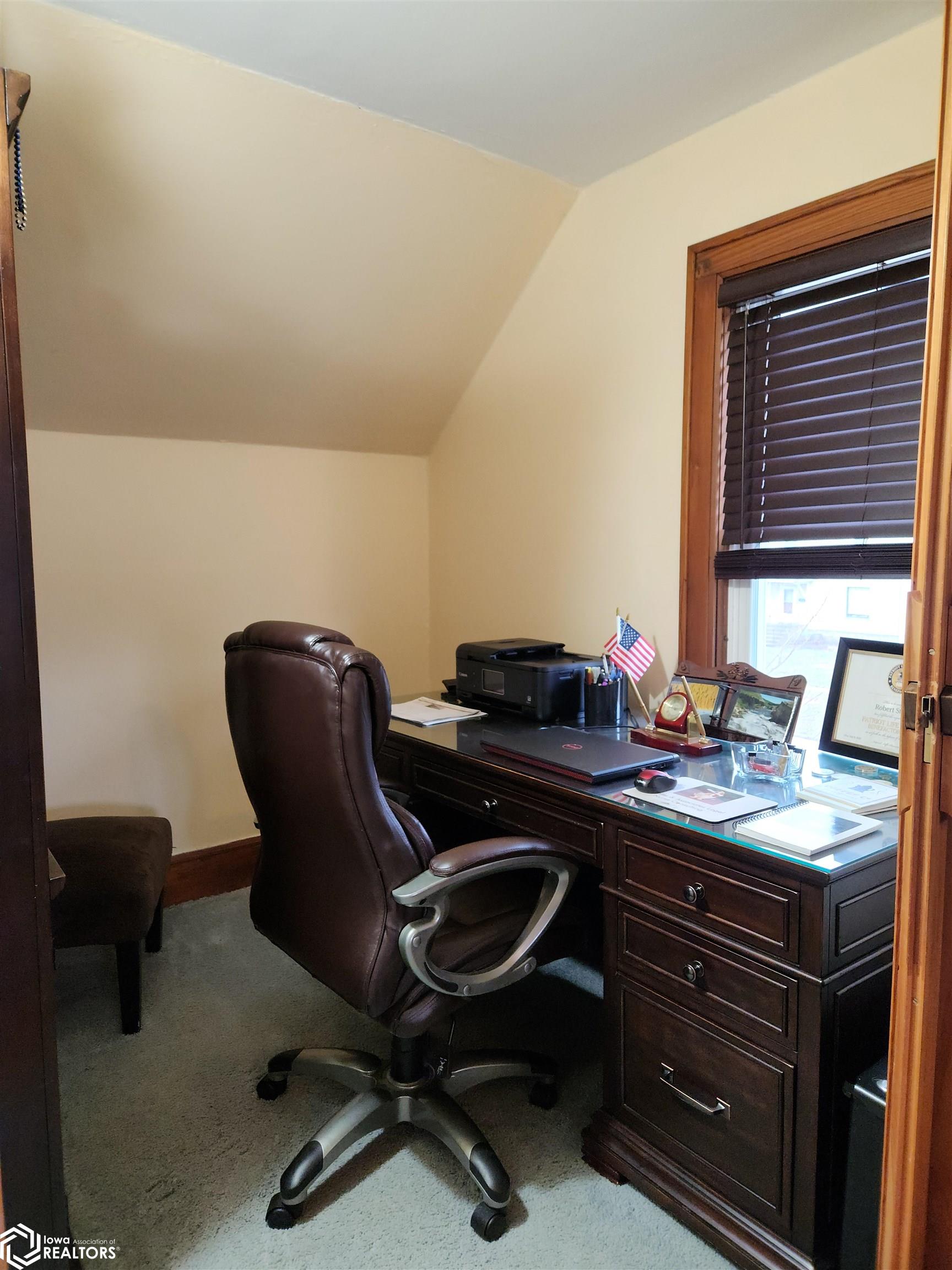 1003 East Street, Grinnell, Iowa image 22