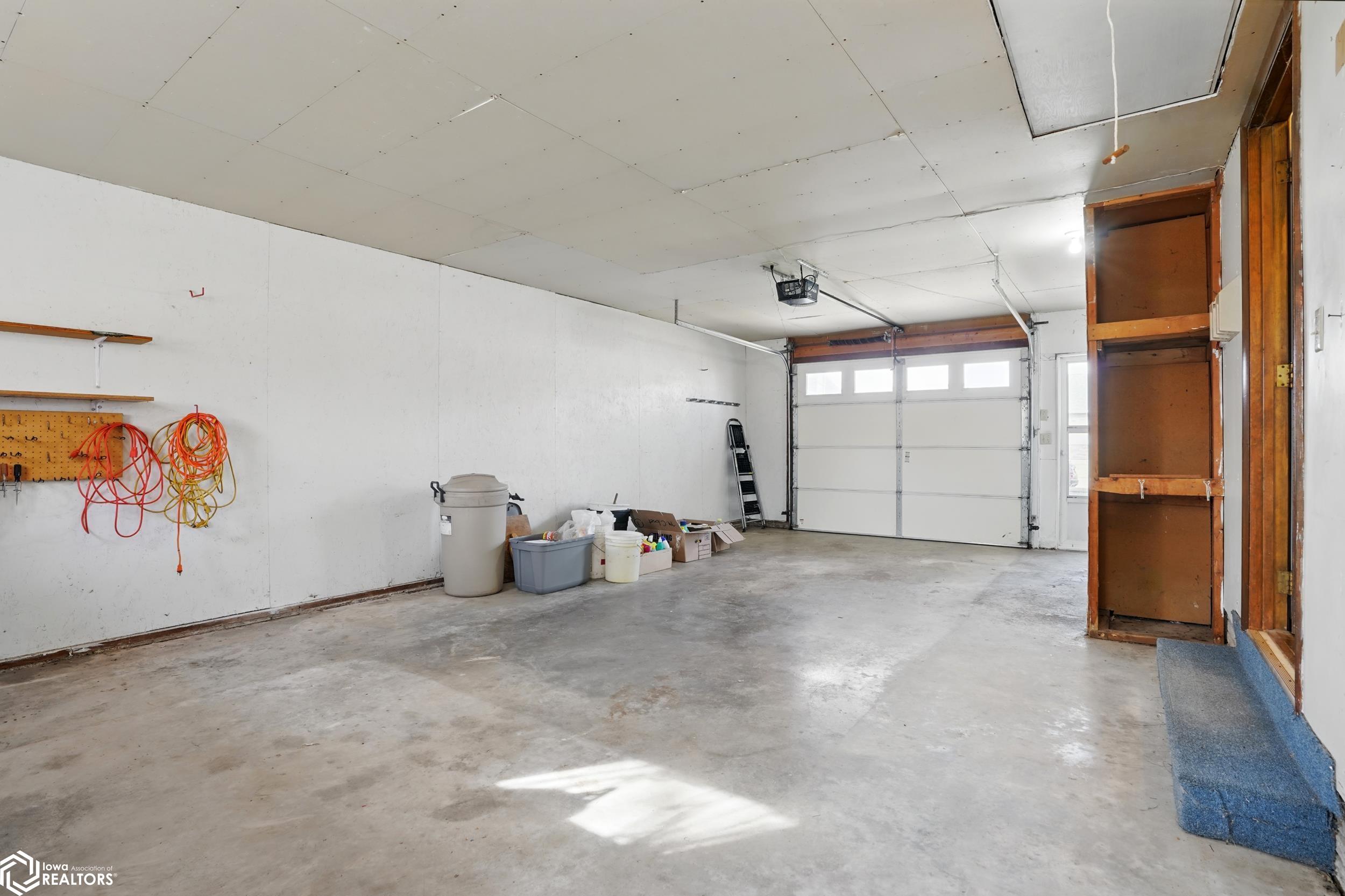 1406 N 4th Avenue, Washington, Iowa image 23