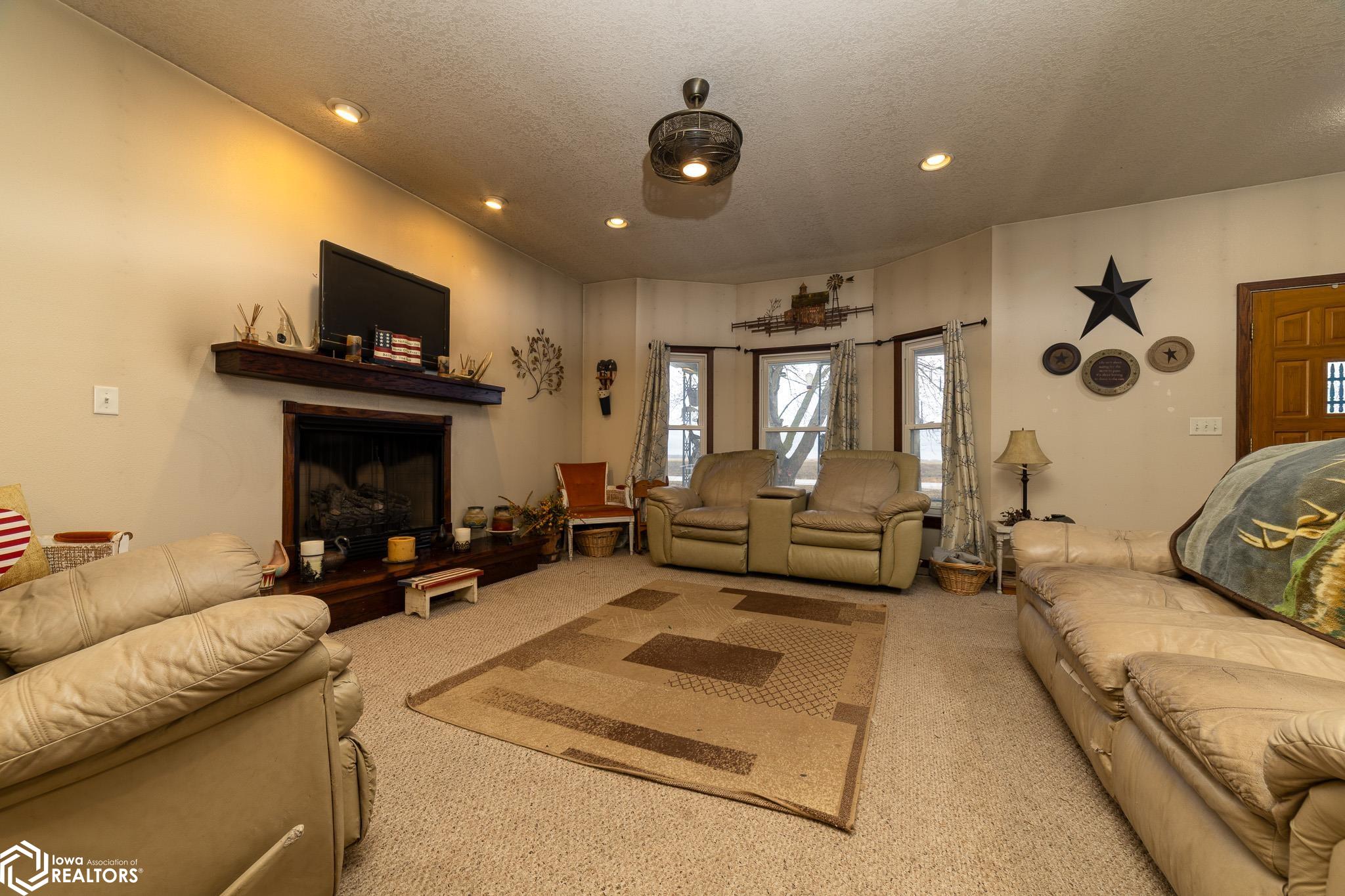 2141 320th Street, Fort Dodge, Iowa image 7