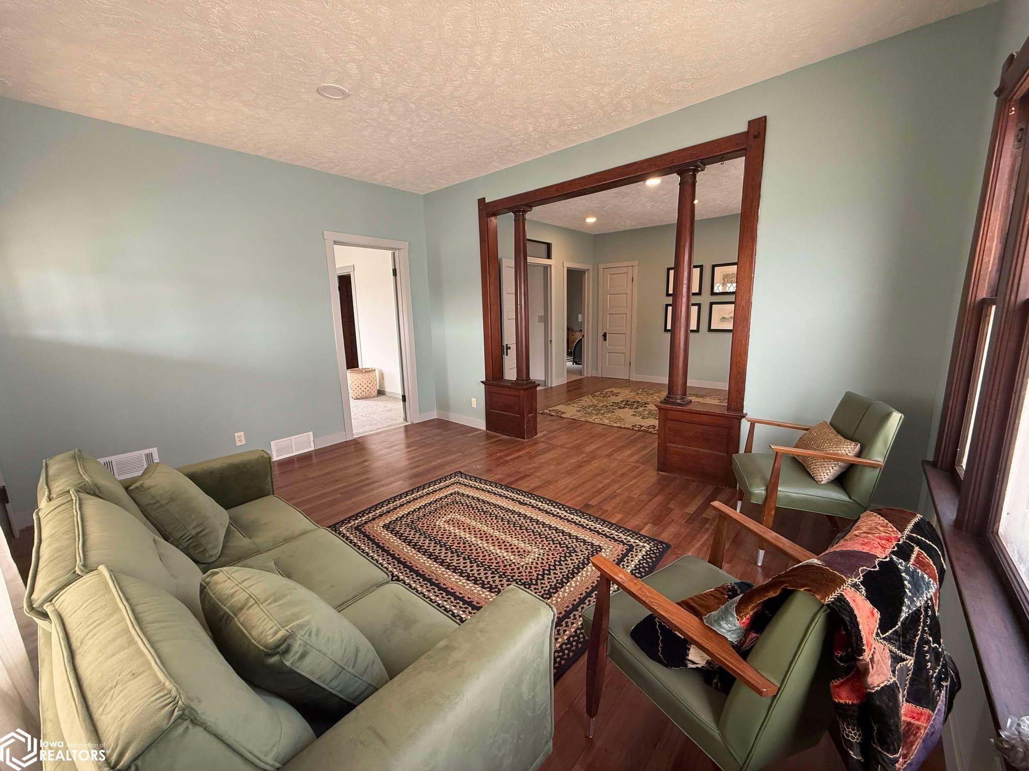 107 W Oak Street, Red Oak, Iowa image 21
