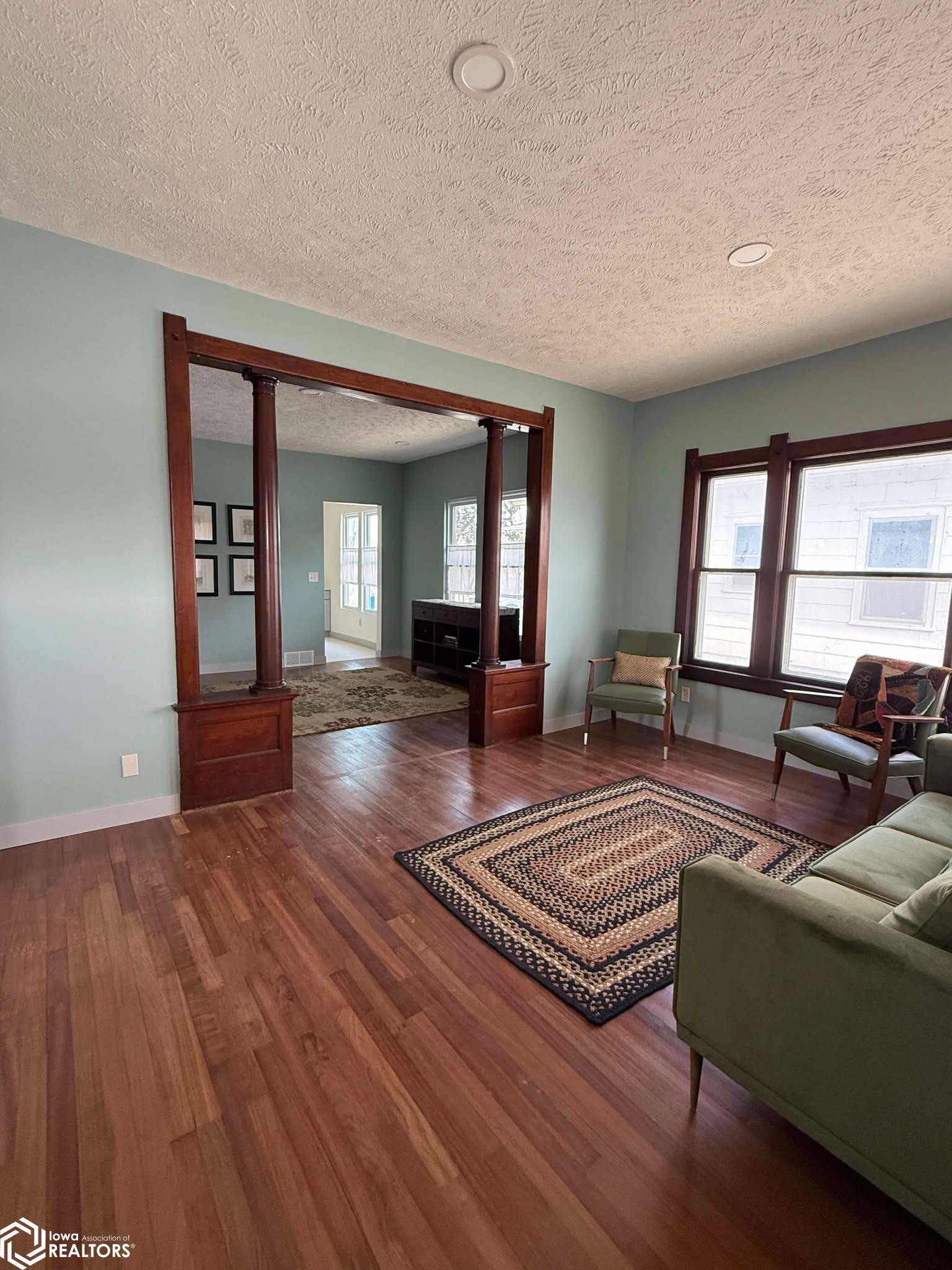 107 W Oak Street, Red Oak, Iowa image 22