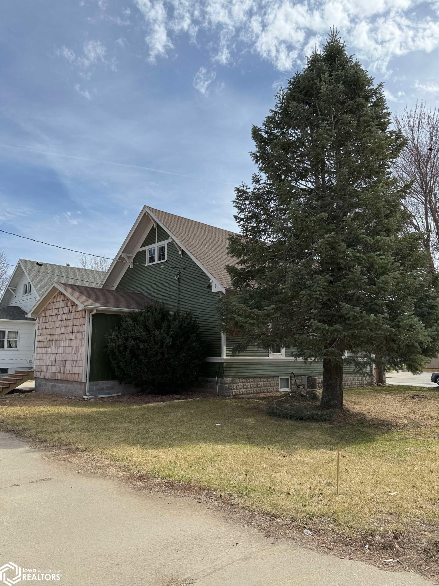 107 W Oak Street, Red Oak, Iowa image 4