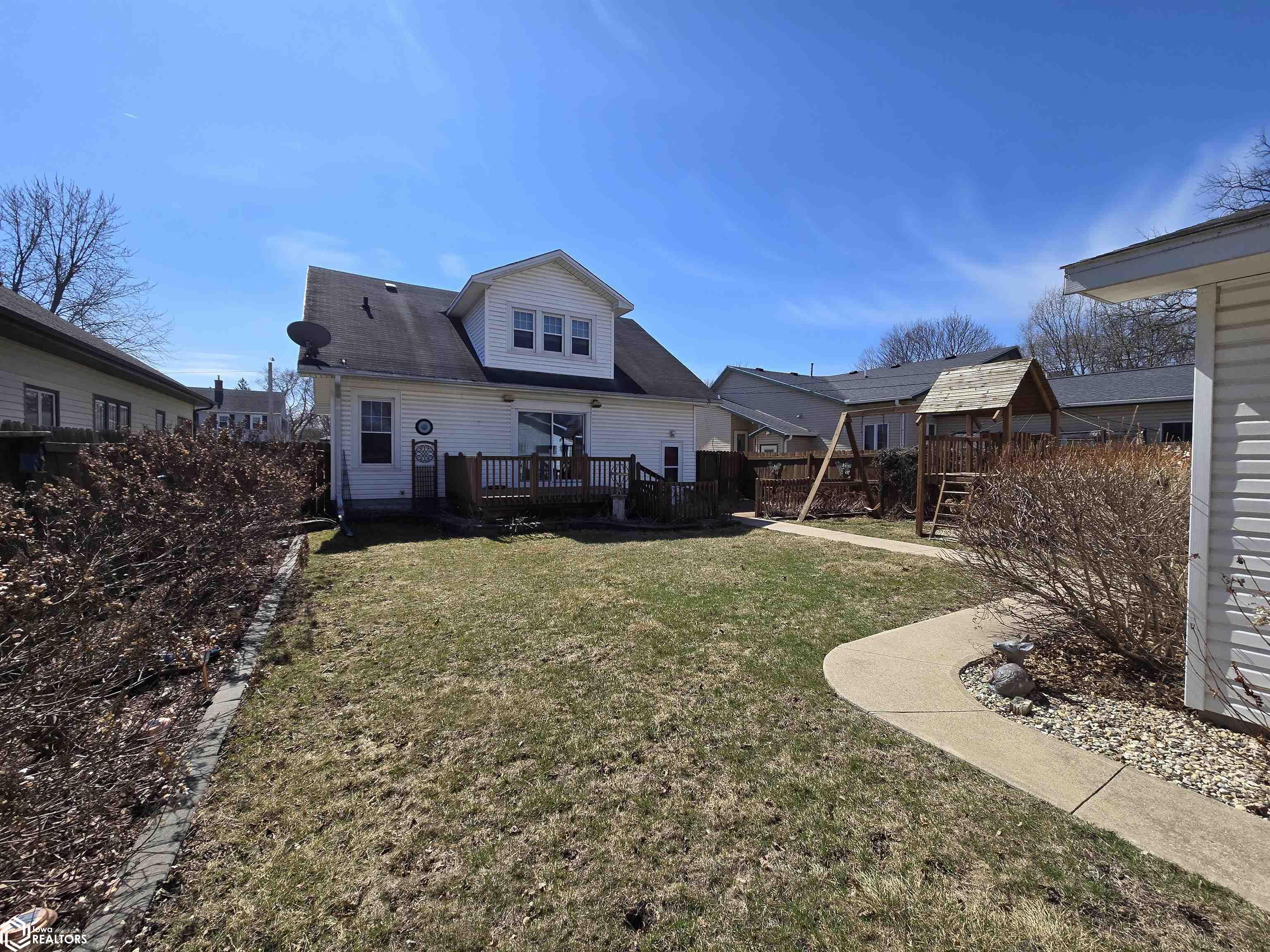 1021 Water Street, Webster City, Iowa image 22