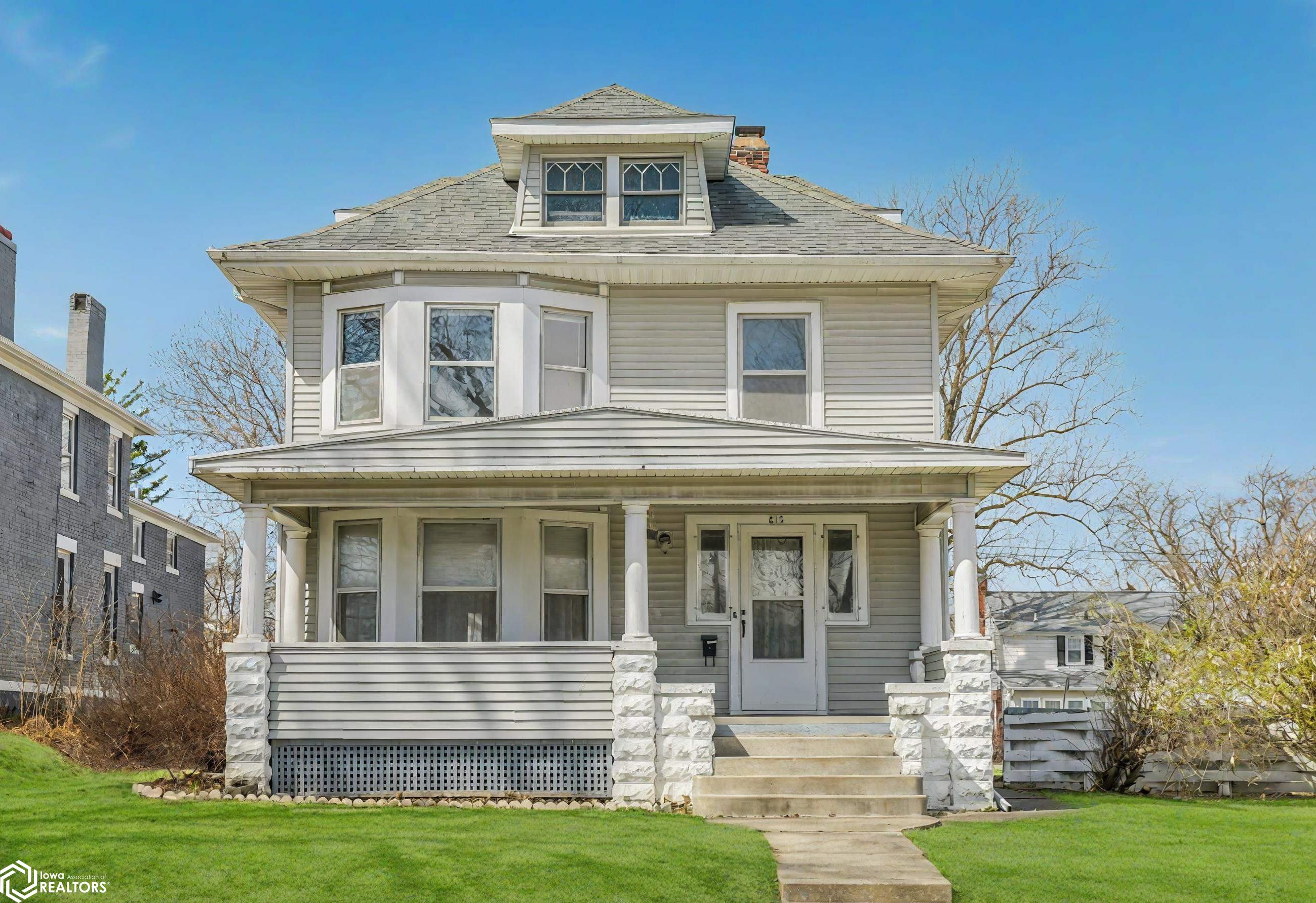 815 Summer Street, Burlington, Iowa image 1
