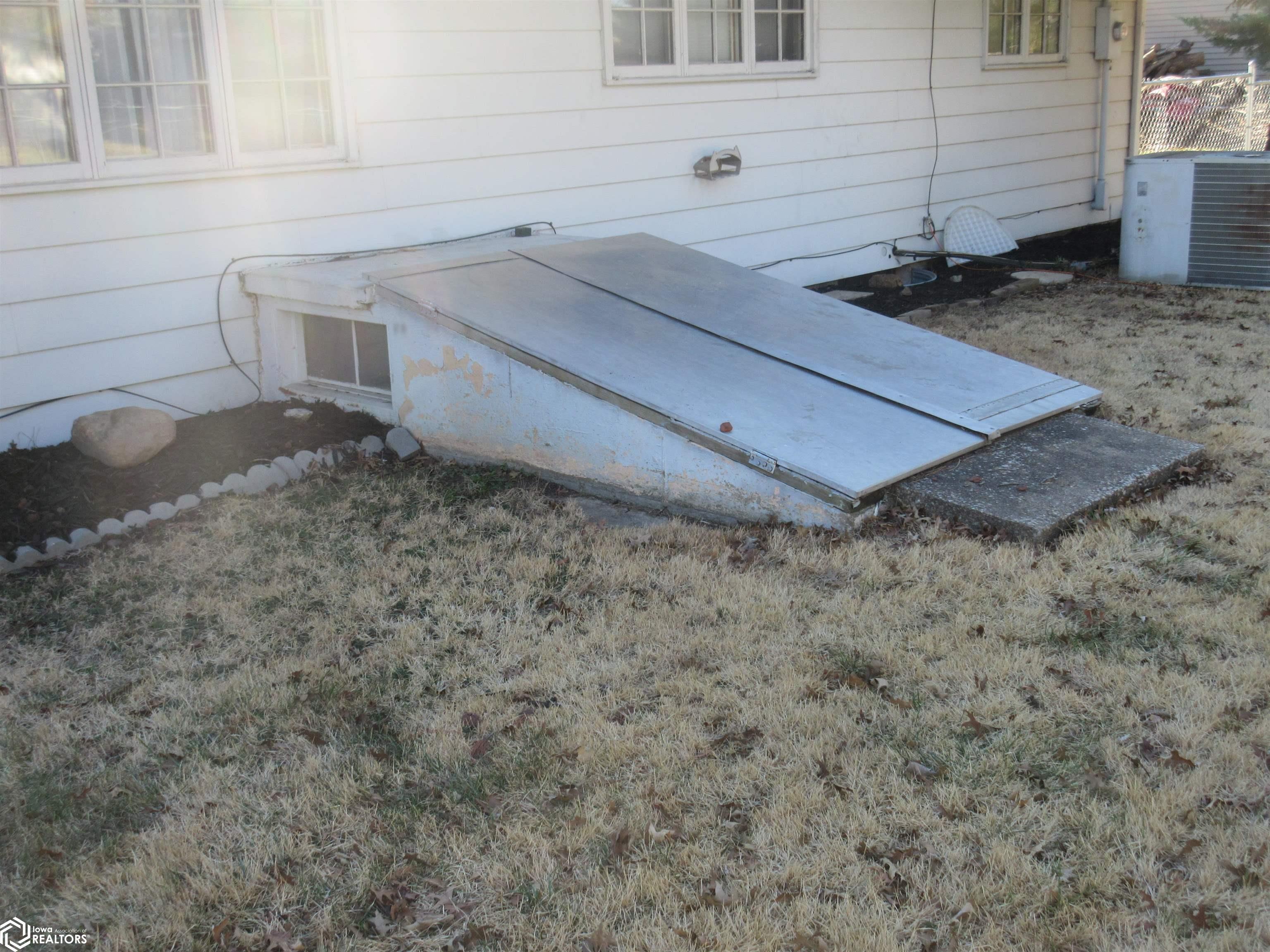 1934 Lofton Drive, Keokuk, Iowa image 38