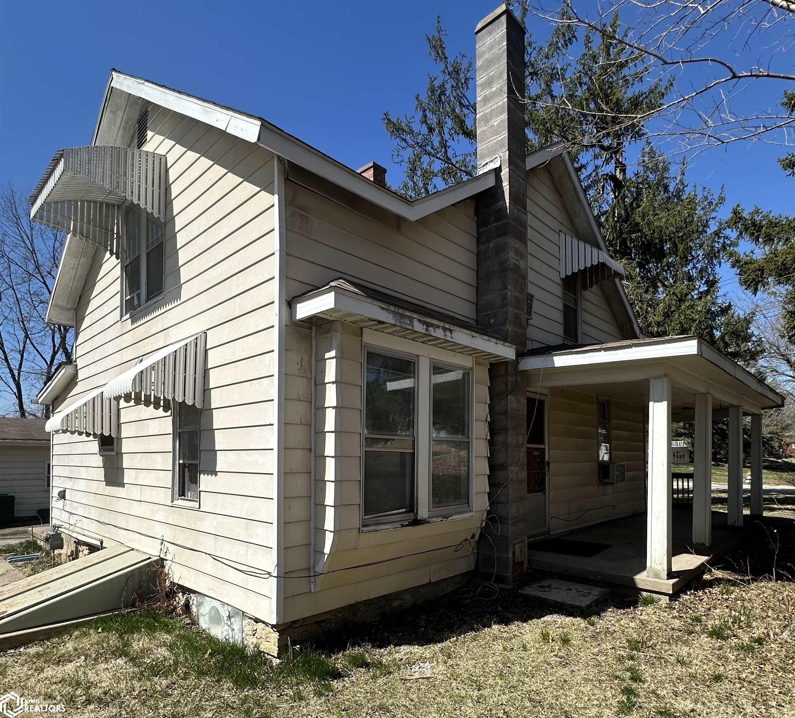2611 Sunnyside Avenue, Burlington, Iowa image 2