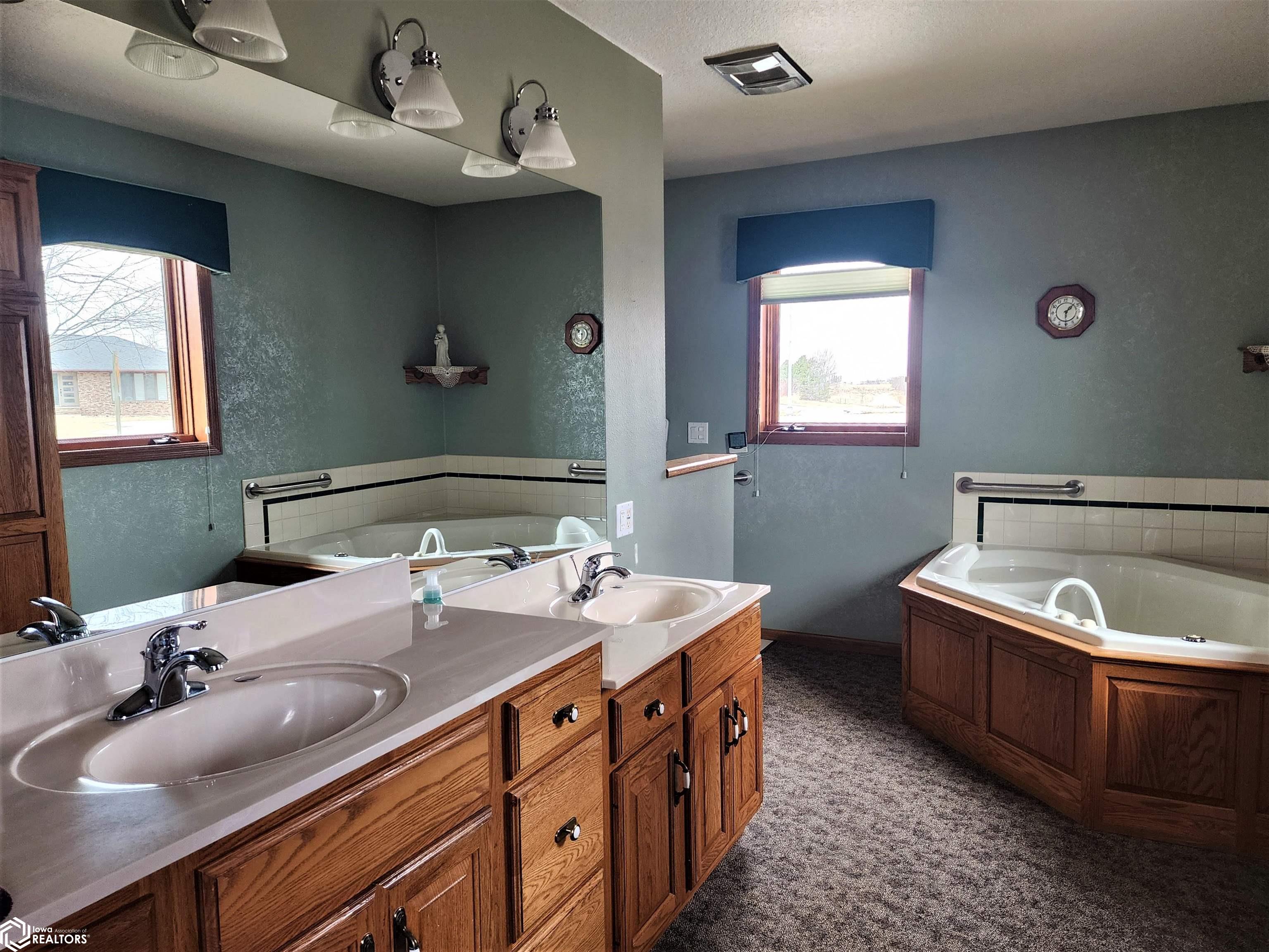 1309 N Country Club Road, Algona, Iowa image 14