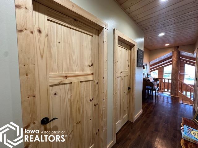 4214 W Lakeshore Drive, Brooklyn, Iowa image 2
