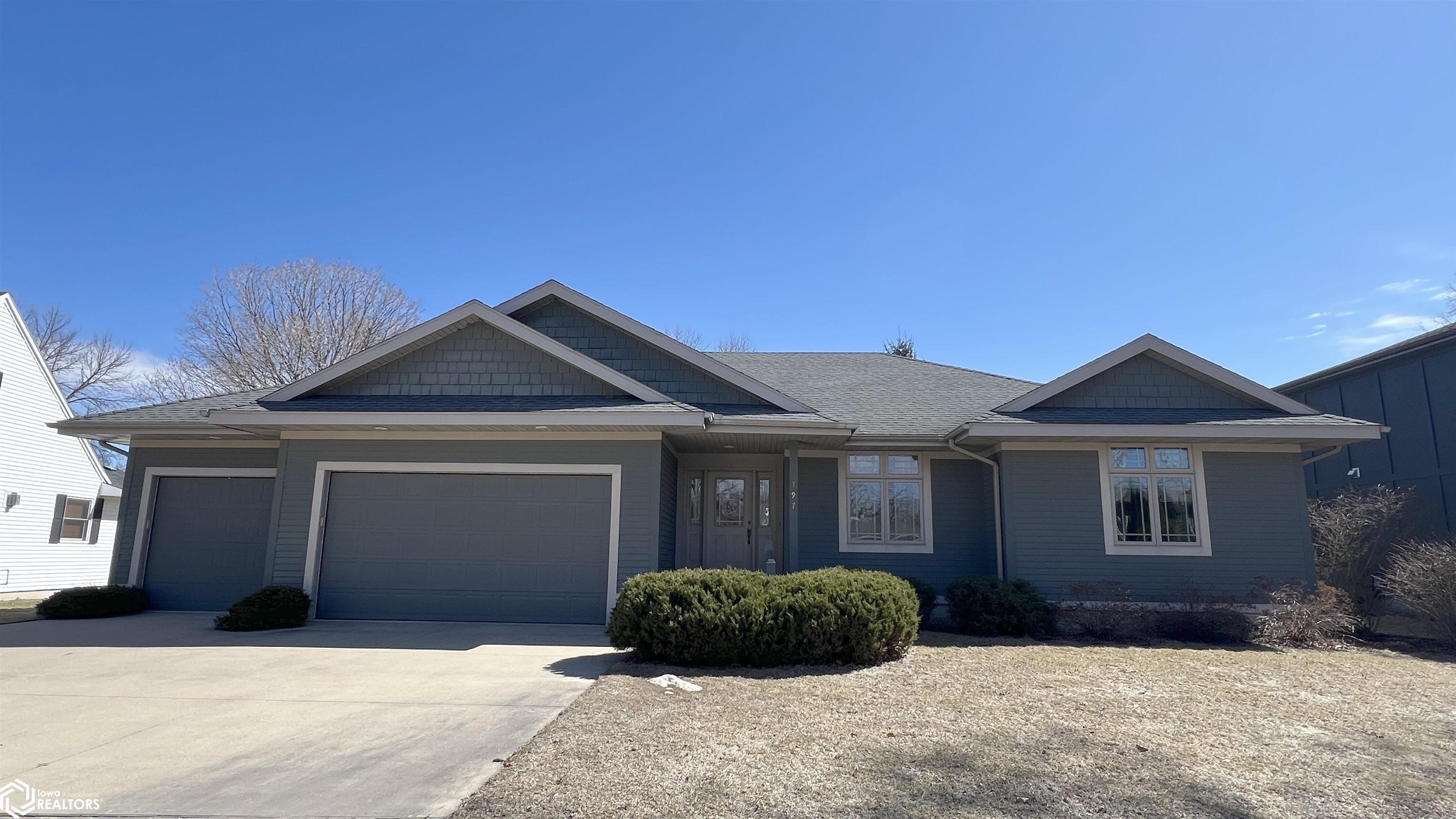 1797 Springview Drive, Mason City, Iowa image 2